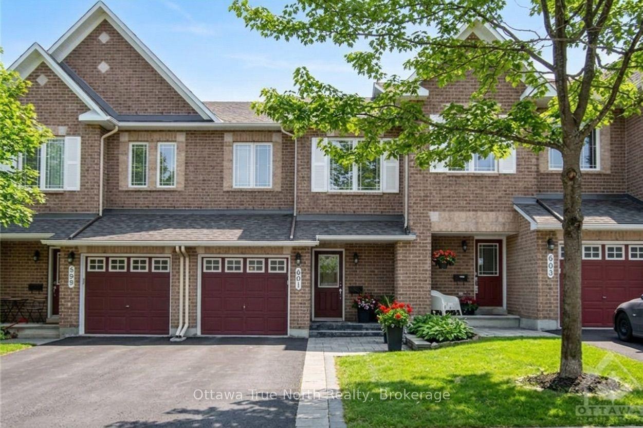 601 Malkowski Street, Kanata — Townhouse for lease, photo 1