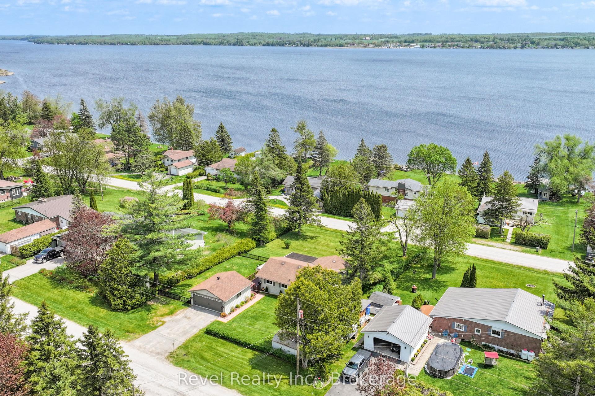 133 Victoria Drive E, Kawartha Lakes — Detached for sale, photo 1