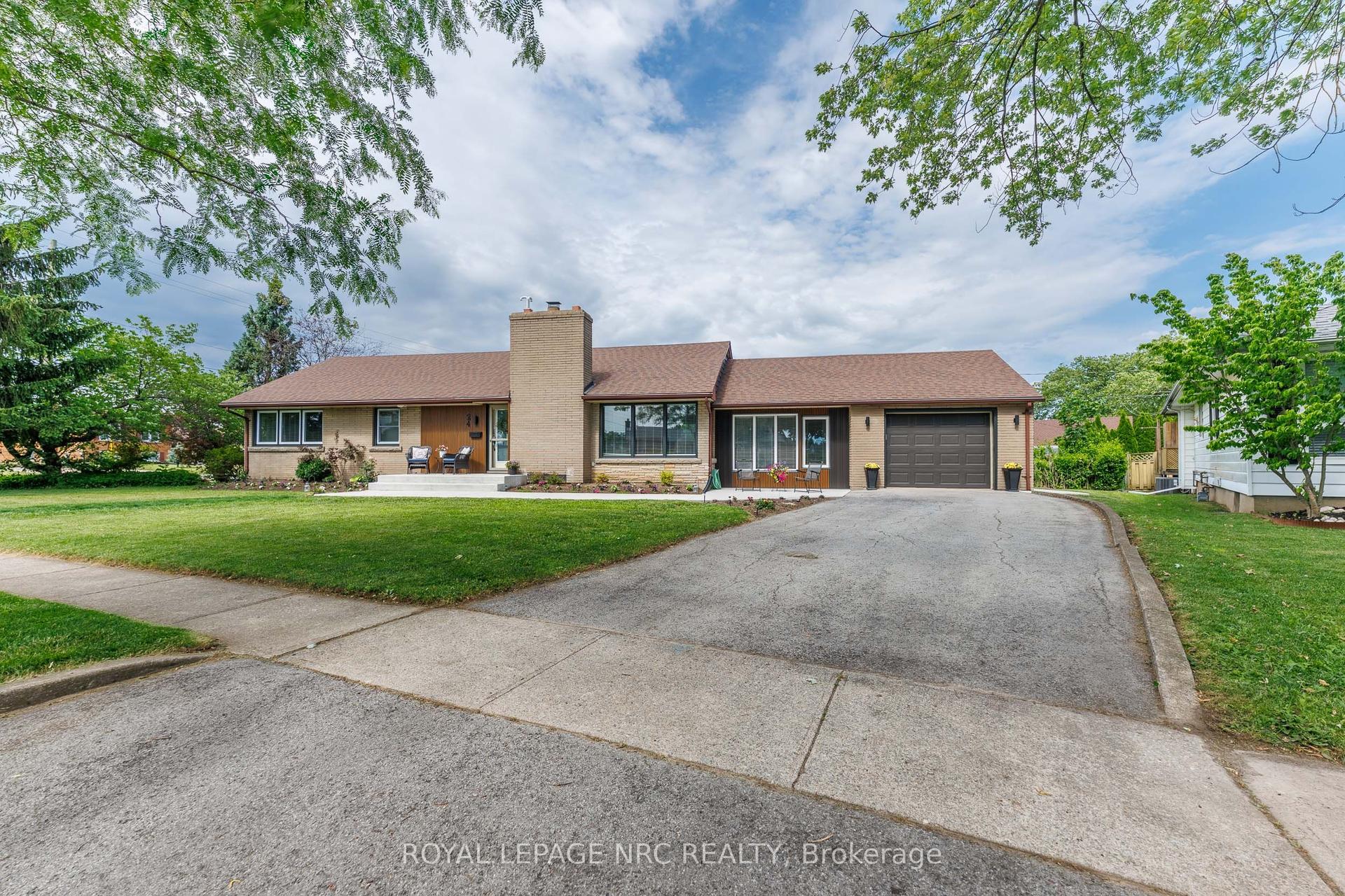 24 Munro Street, Thorold — Detached for sale, photo 1