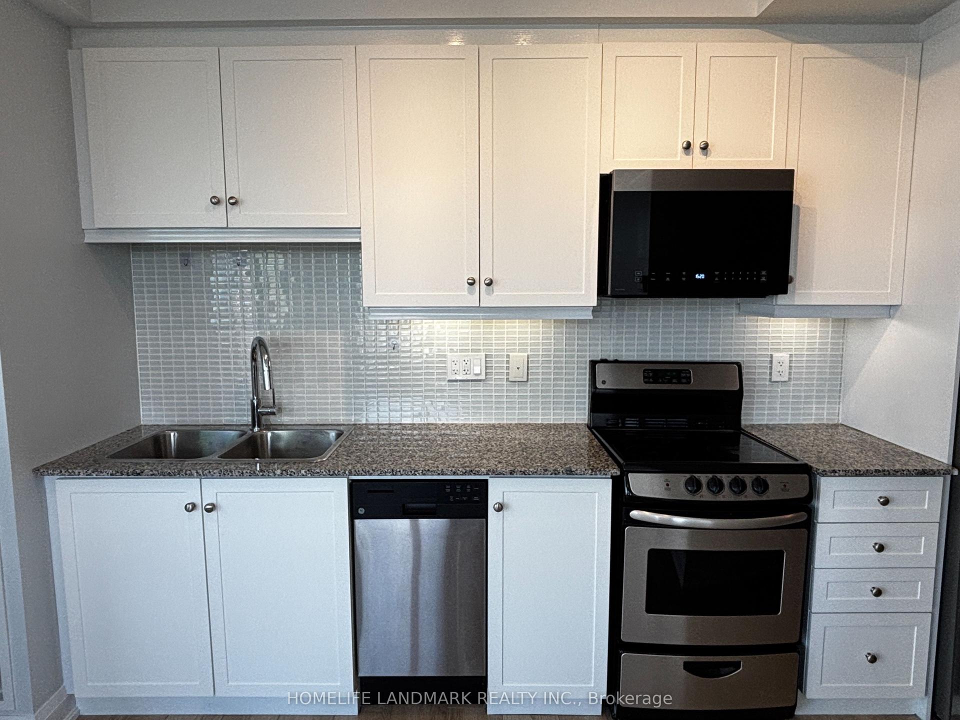 68 Canterbury Placeway 1809 #1809, Toronto — Condo for sale, photo 1