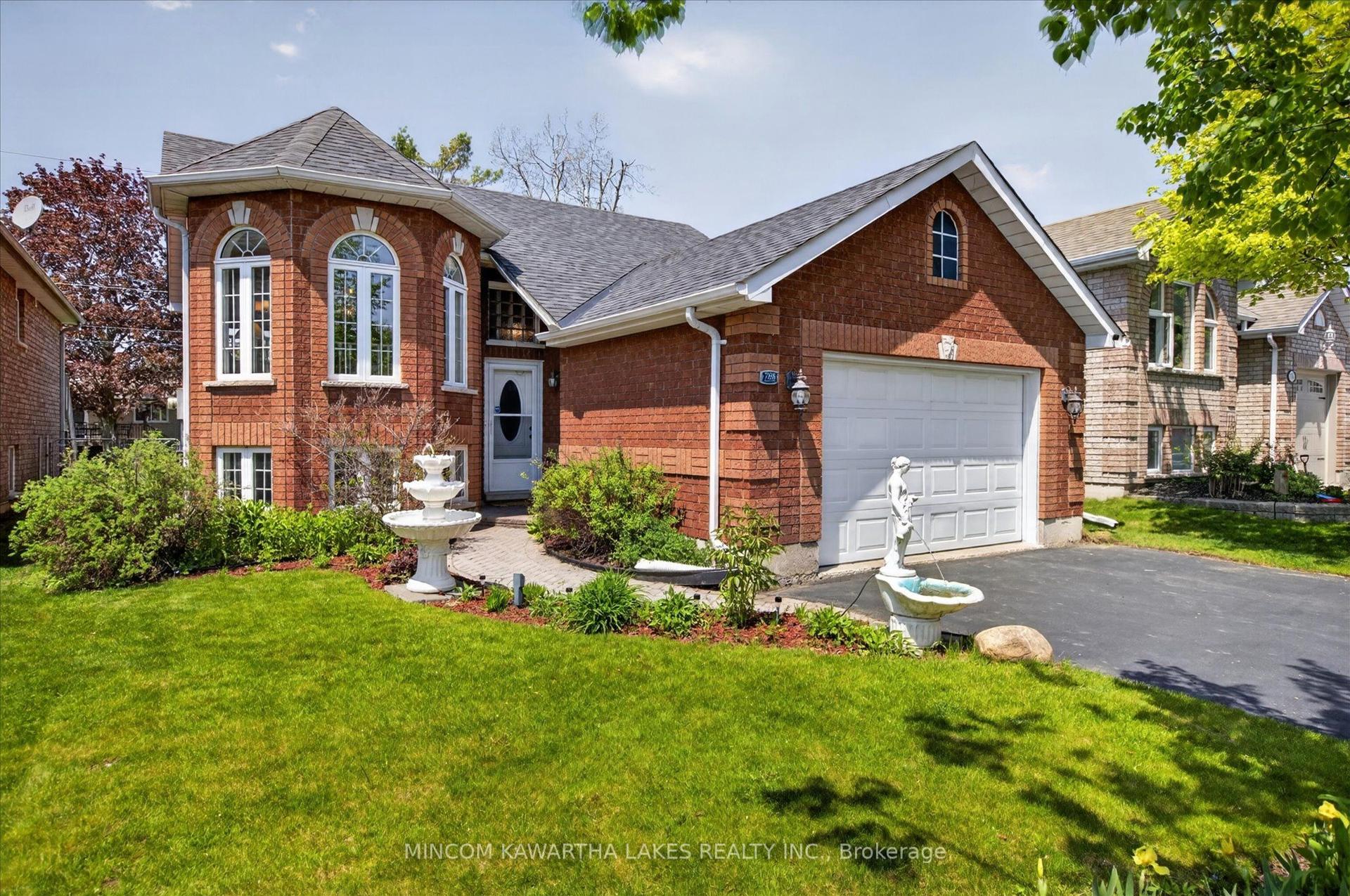 788 Hemlock Street — photo 1