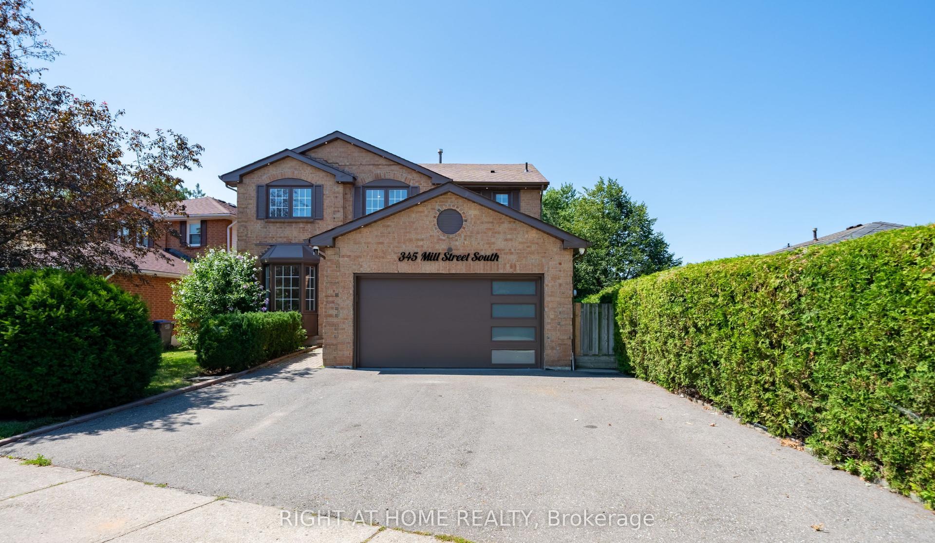 345 Mill Street S, Brampton — Detached for sale, photo 1