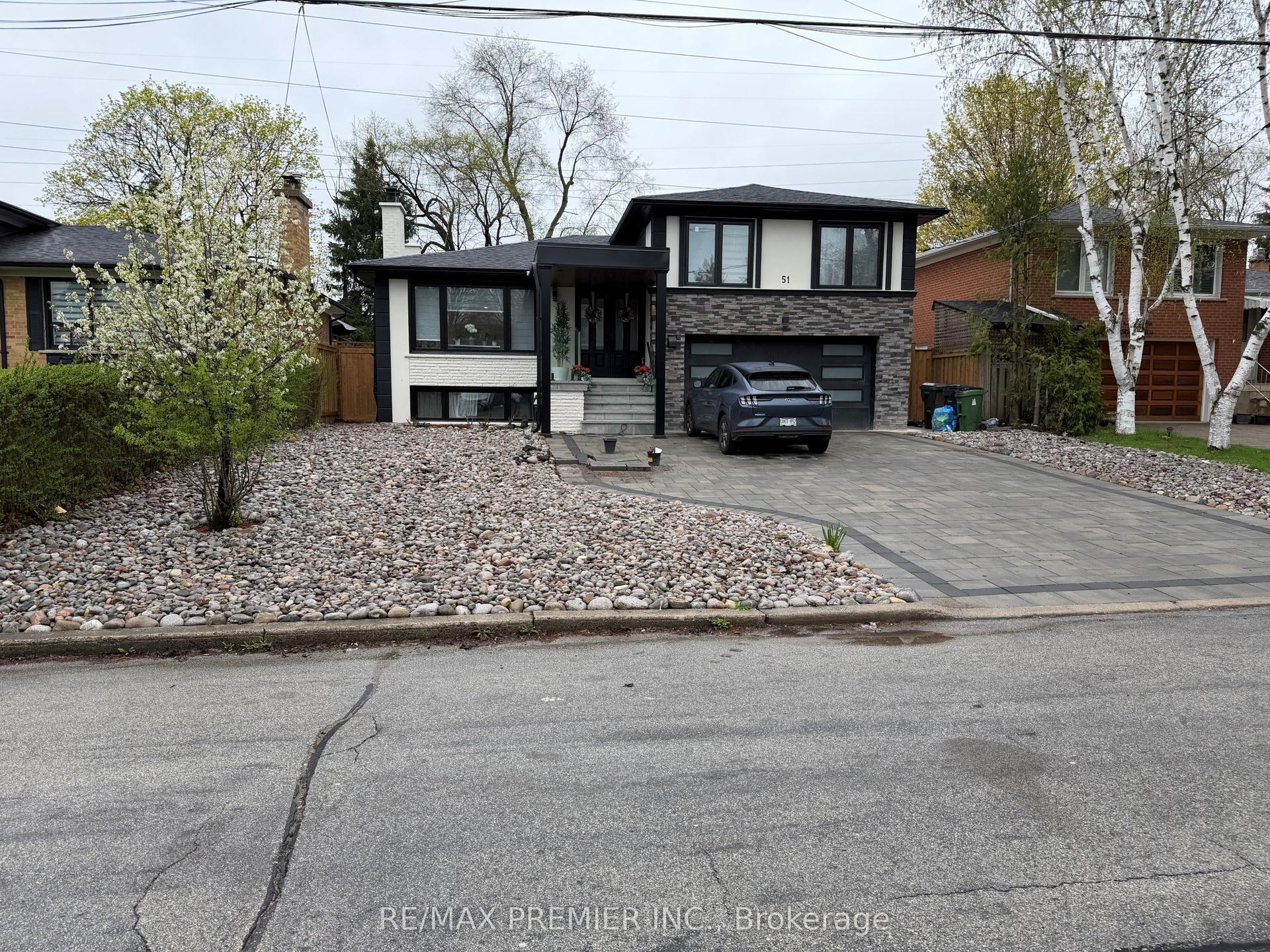 51 Bowerbank Drive — photo 1