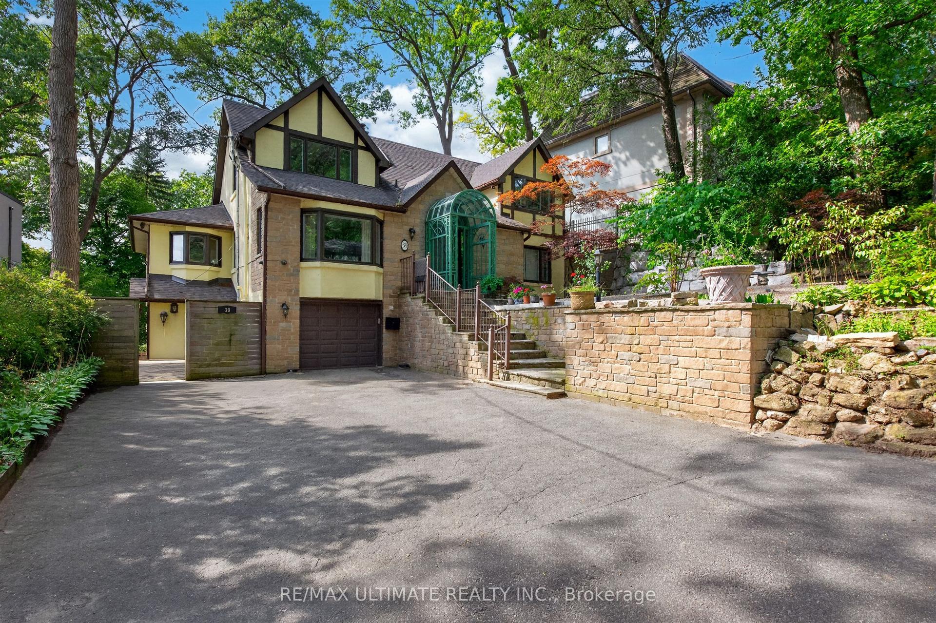 39 Riverside Crescent Upper #Upper, Toronto — Detached for lease, photo 1