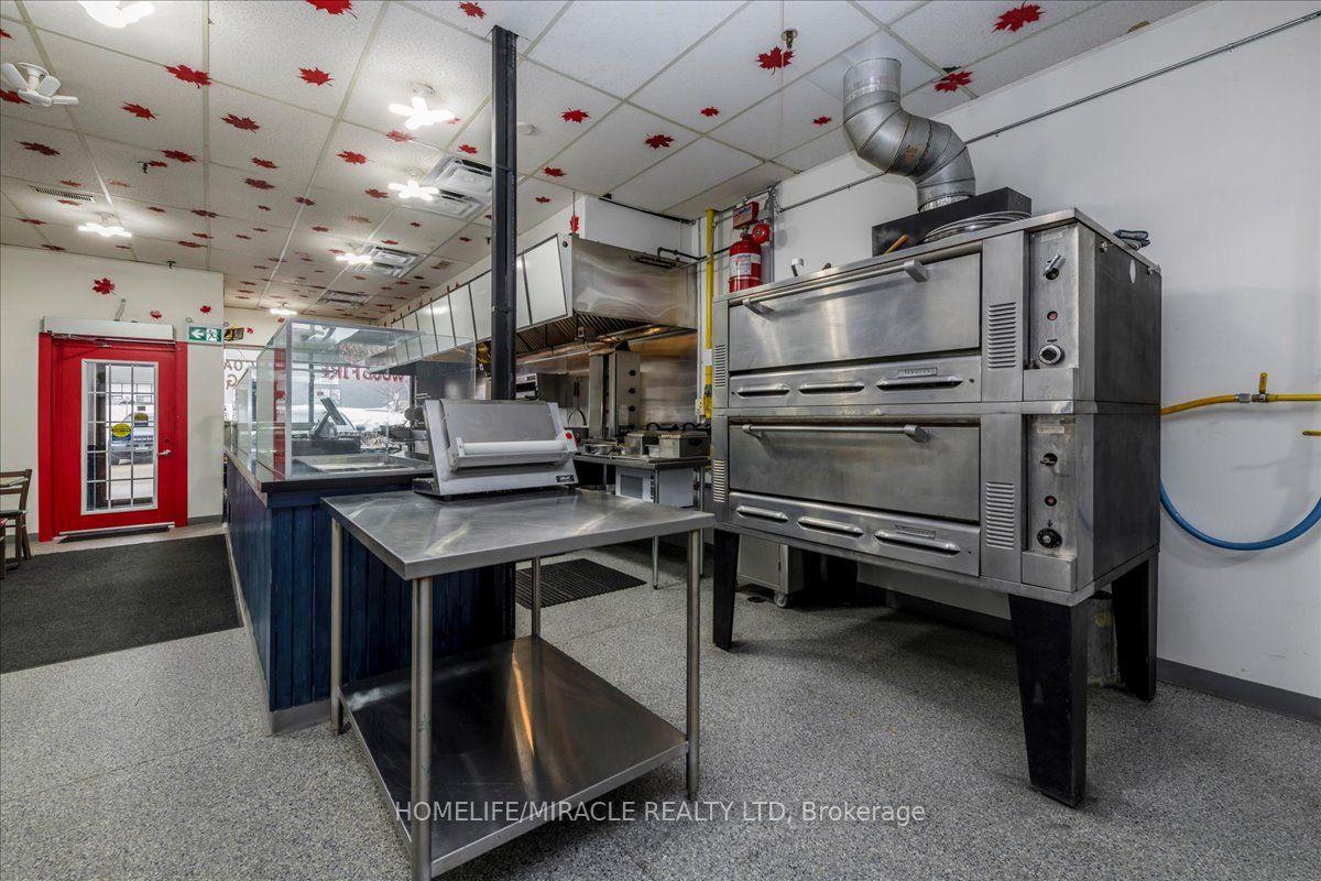 5 Bell Farm Road — photo 1