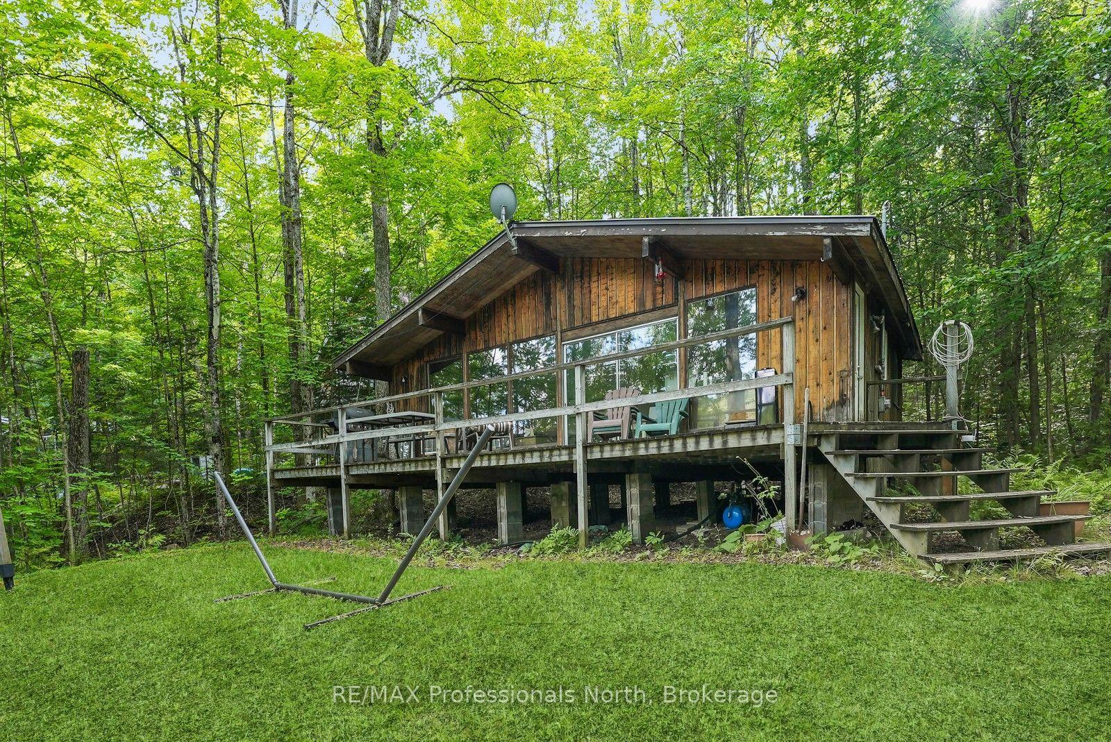 1009 Spencers Trail, Highlands East — Detached for sale, photo 1