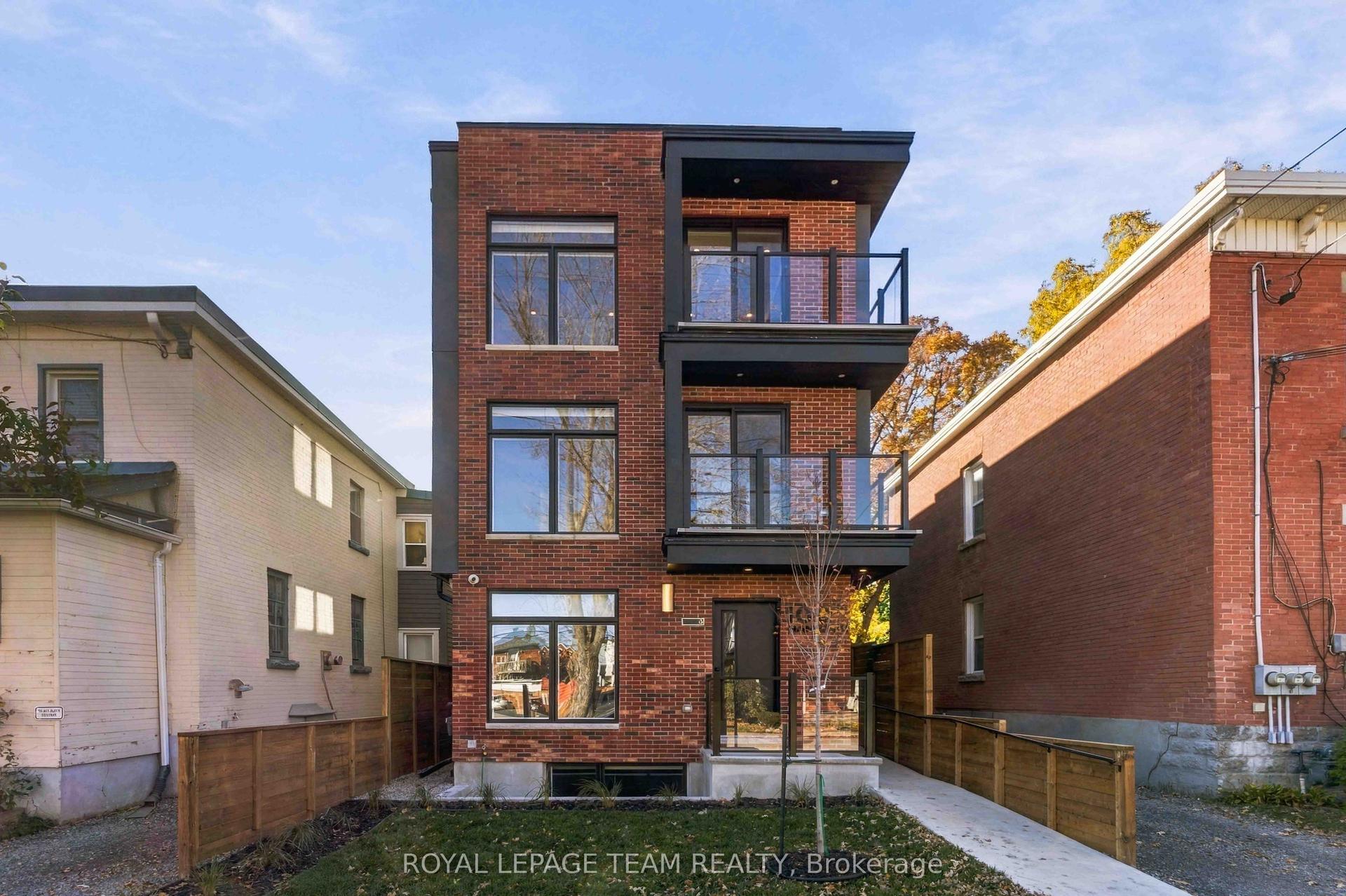 100 Hamilton Avenue N 8 #8, Tunneys Pasture and Ottawa West — Detached for lease, photo 1