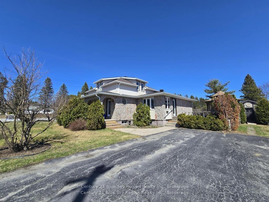 22 Dubeau Street, West Nipissing — Detached for sale, photo 1