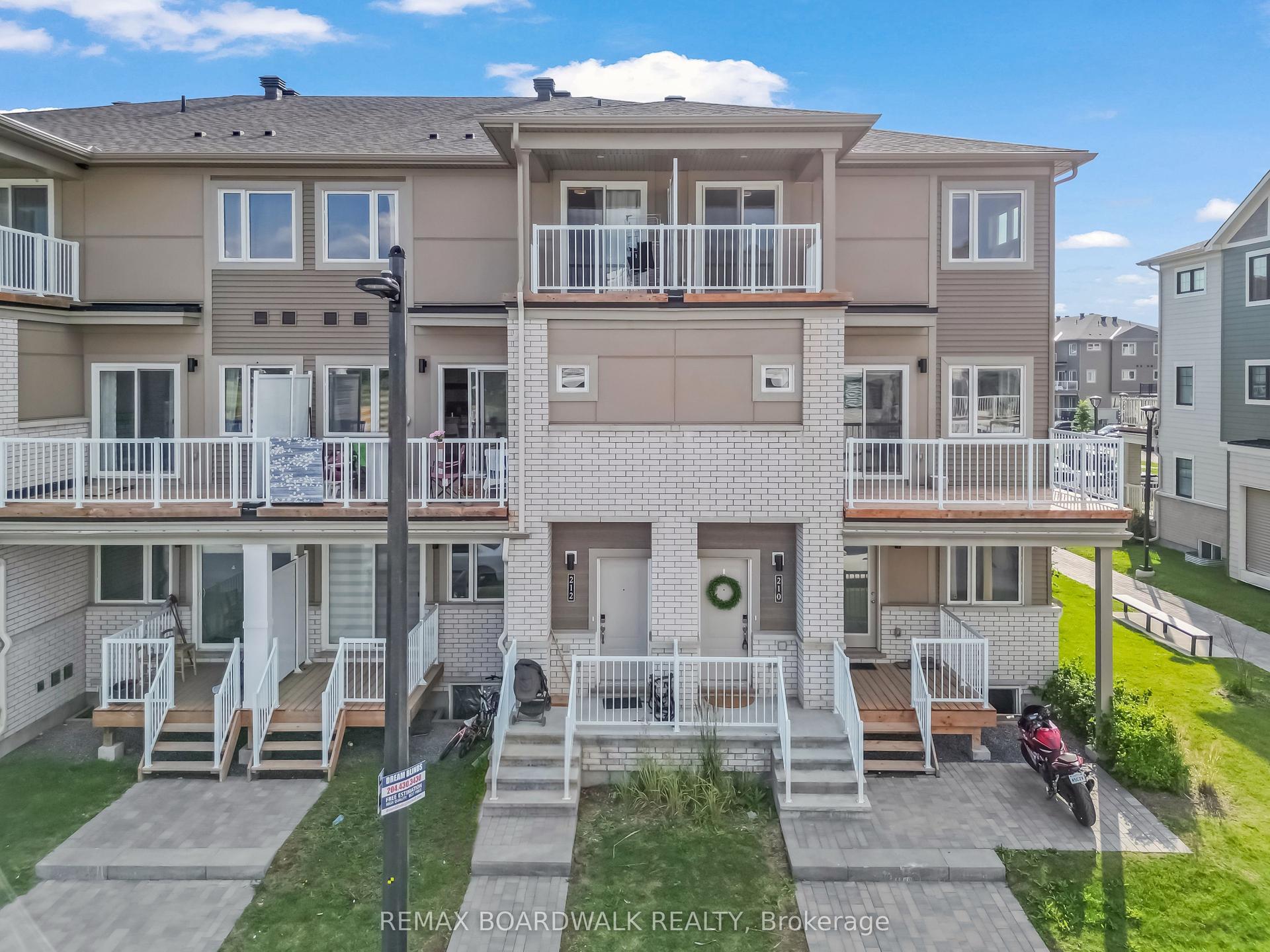 210 Verulam Street, Barrhaven — Condo Town for lease, photo 1