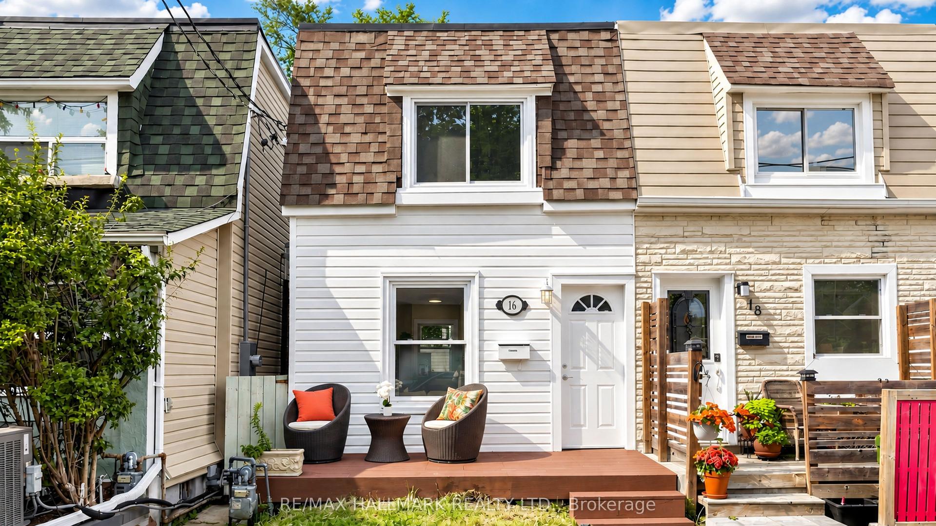 16 Queensdale Avenue, Toronto — Semi-Detached for sale, photo 1