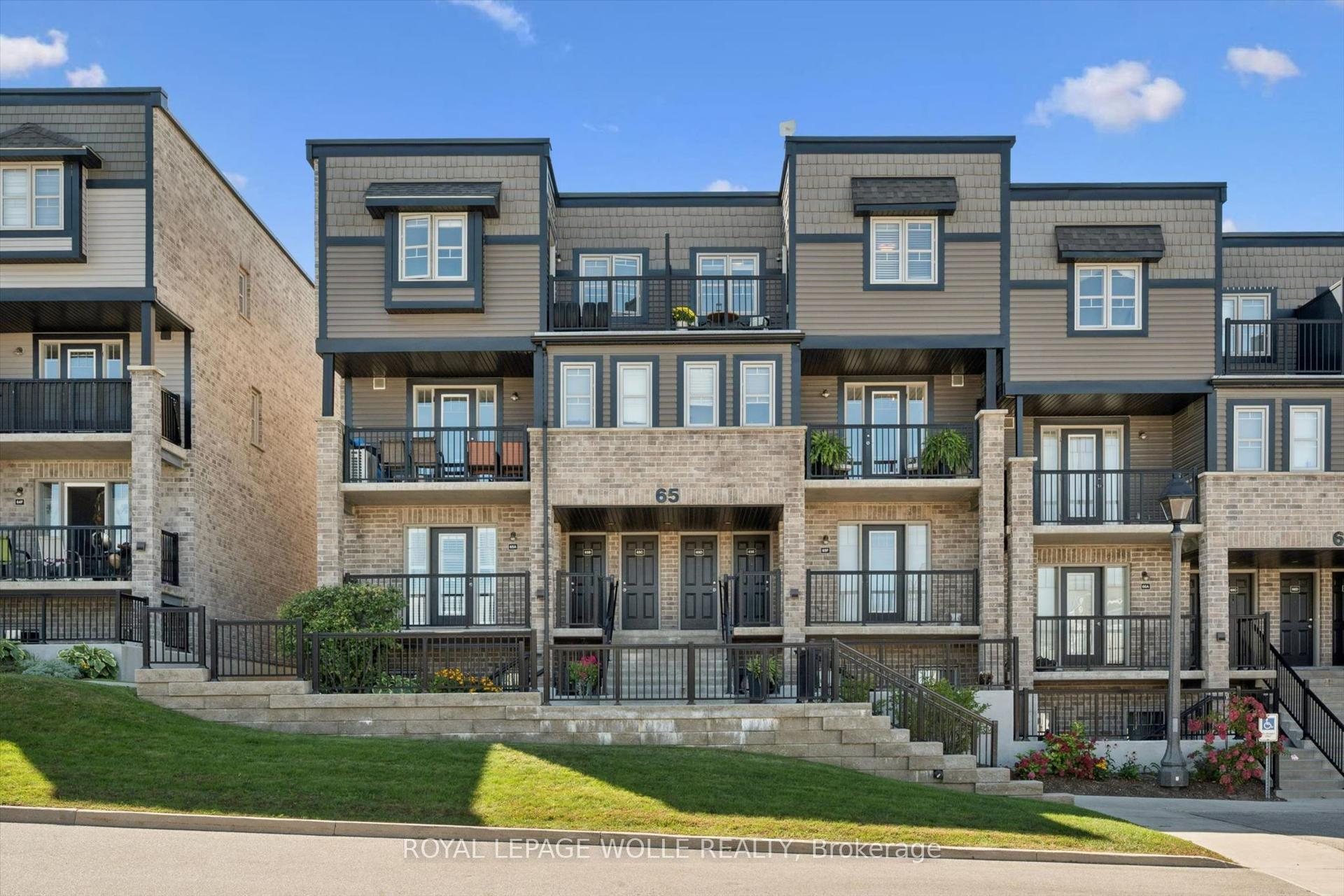 1989 Ottawa Street S 65E #65E, Kitchener — Condo Town for sale, photo 1