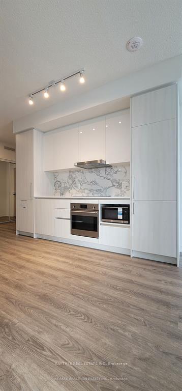 195 Commerce Street 4106 #4106, Vaughan — Condo for lease, photo 1