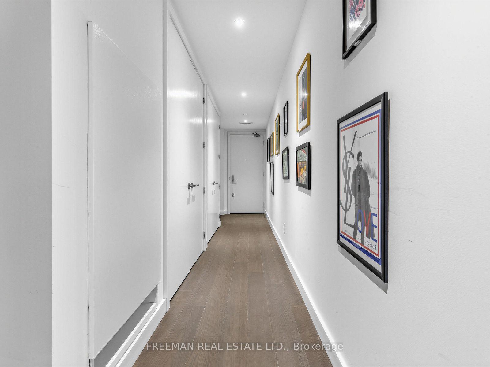 81 Wellesley Street E 908 #908 — photo 1