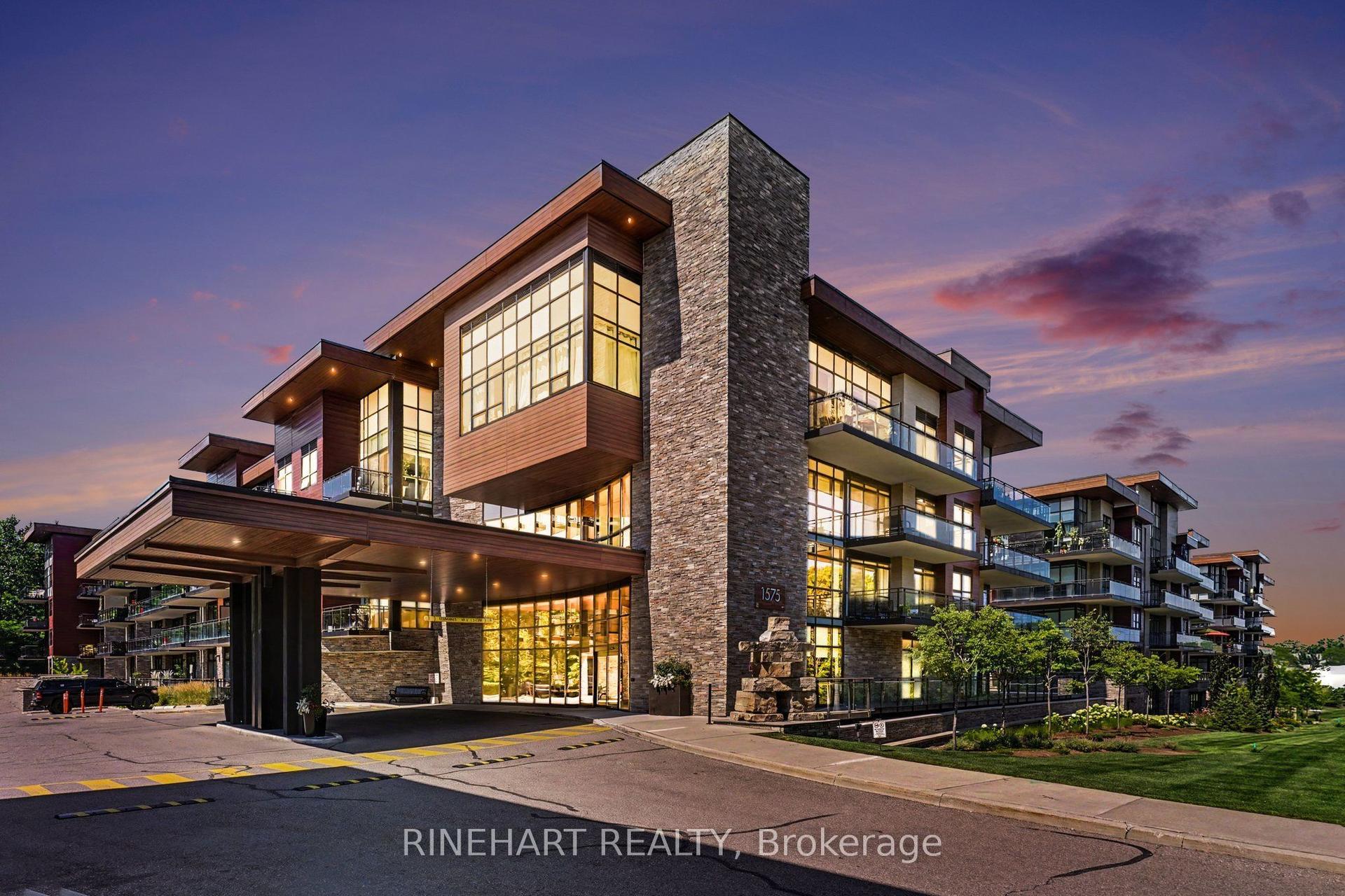 1575 Lakeshore Road W 352 #352, Mississauga — Condo for sale, photo 1