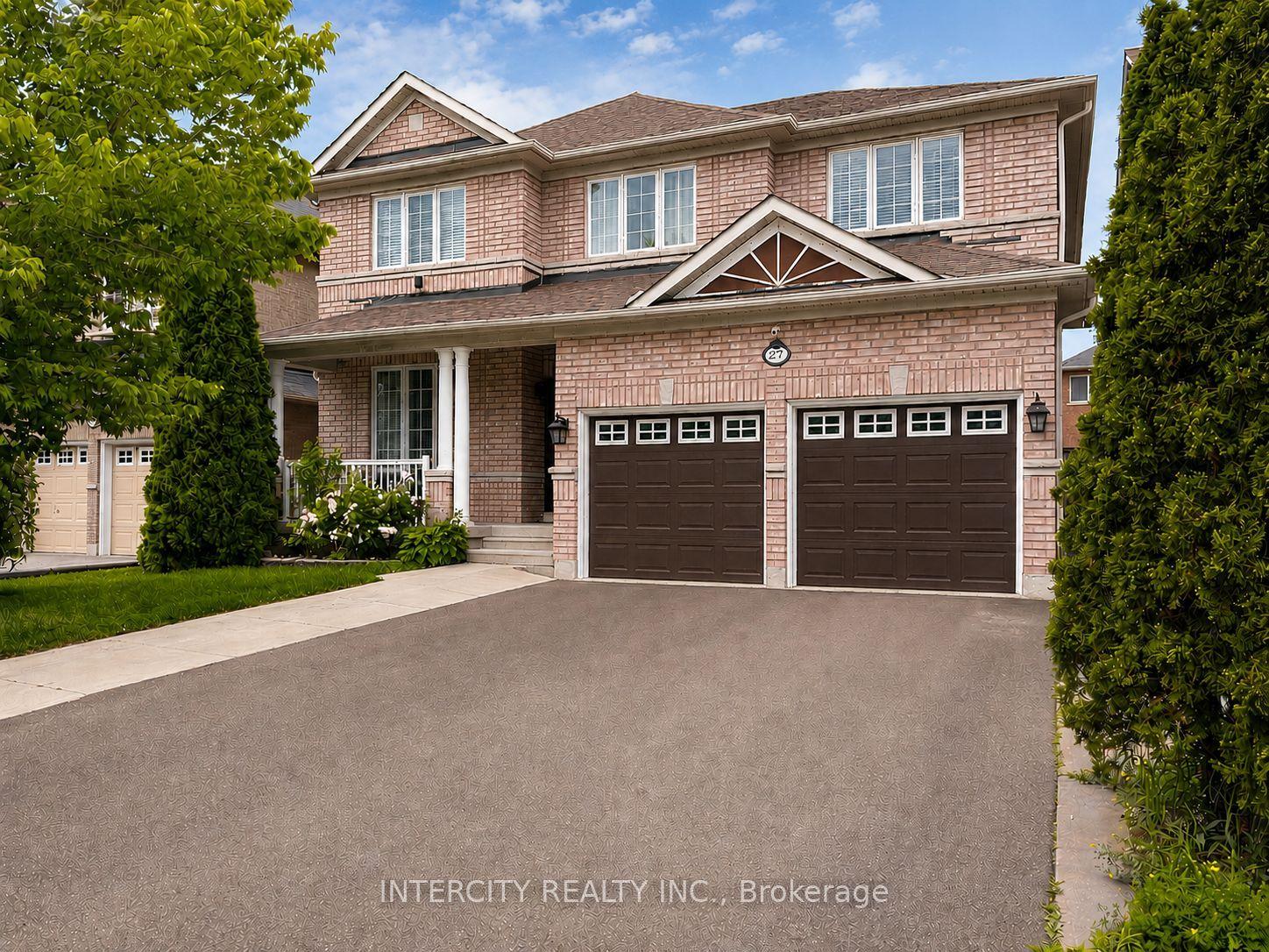 27 Modesto Crescent — photo 1