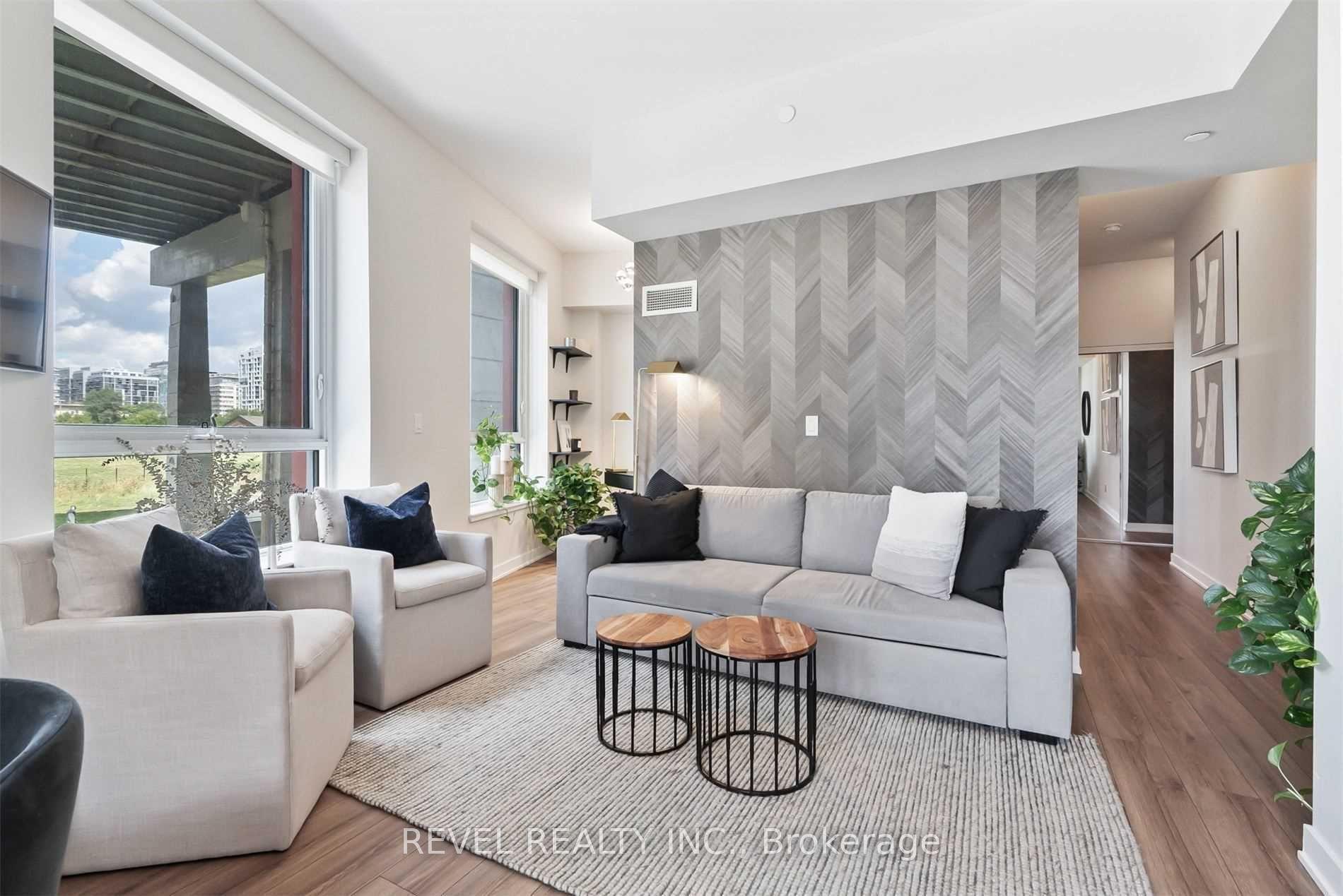 50 Bruyeres Mews 215 #215, Toronto — Condo for lease, photo 1