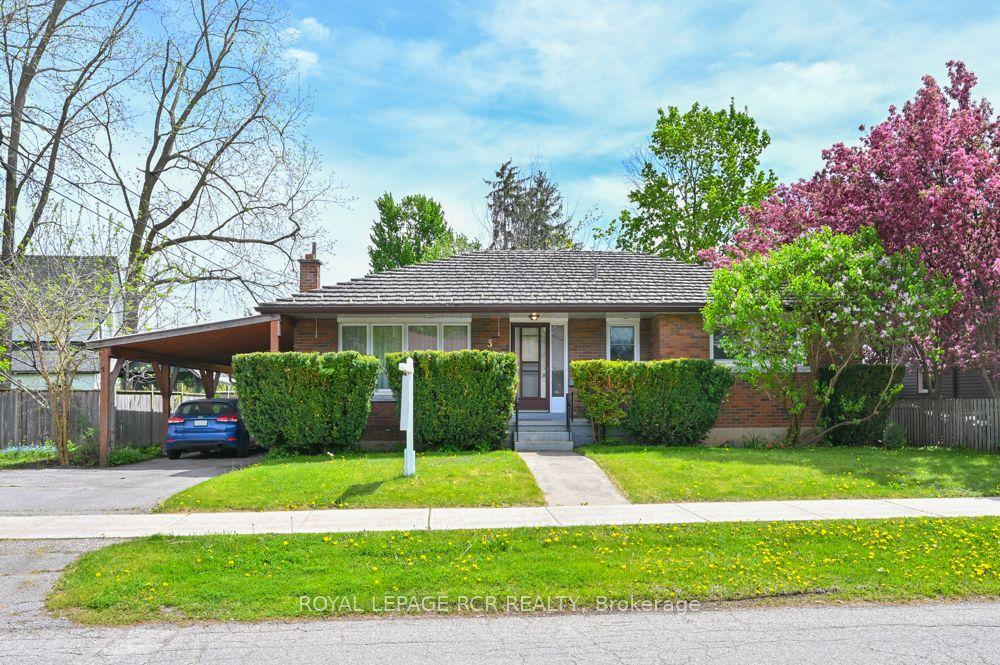 3 Sullivan Drive — photo 1