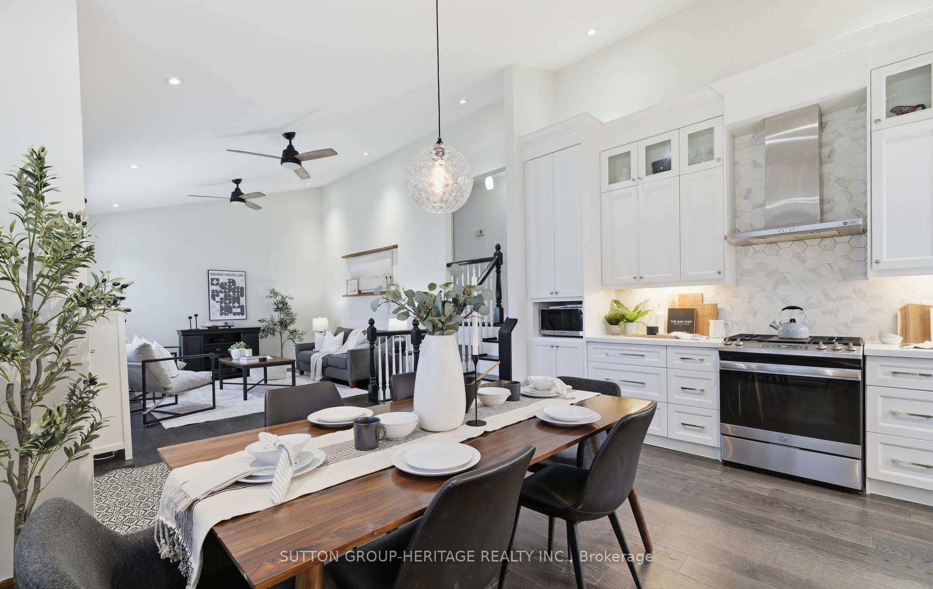 919 Bayview Avenue — photo 1