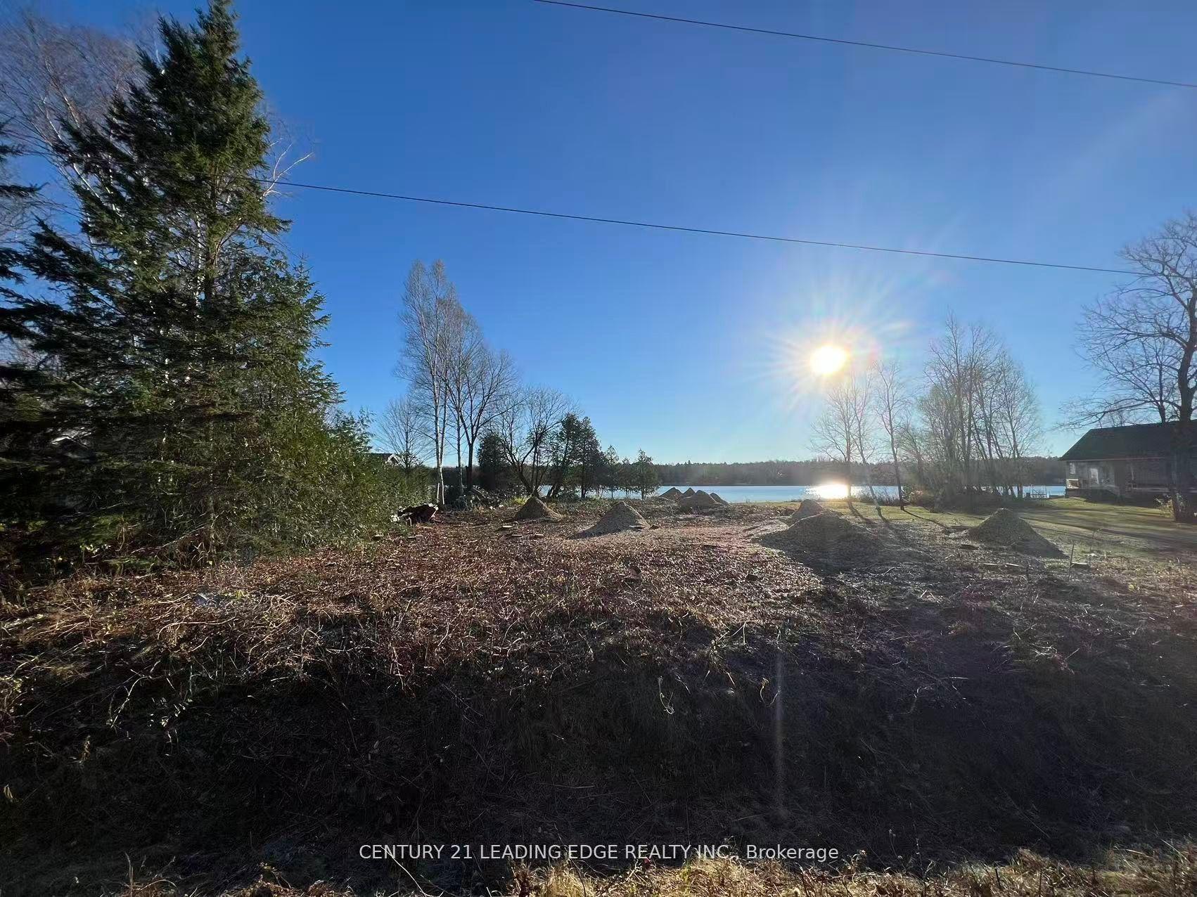 60 Greenwood Crescent — photo 1