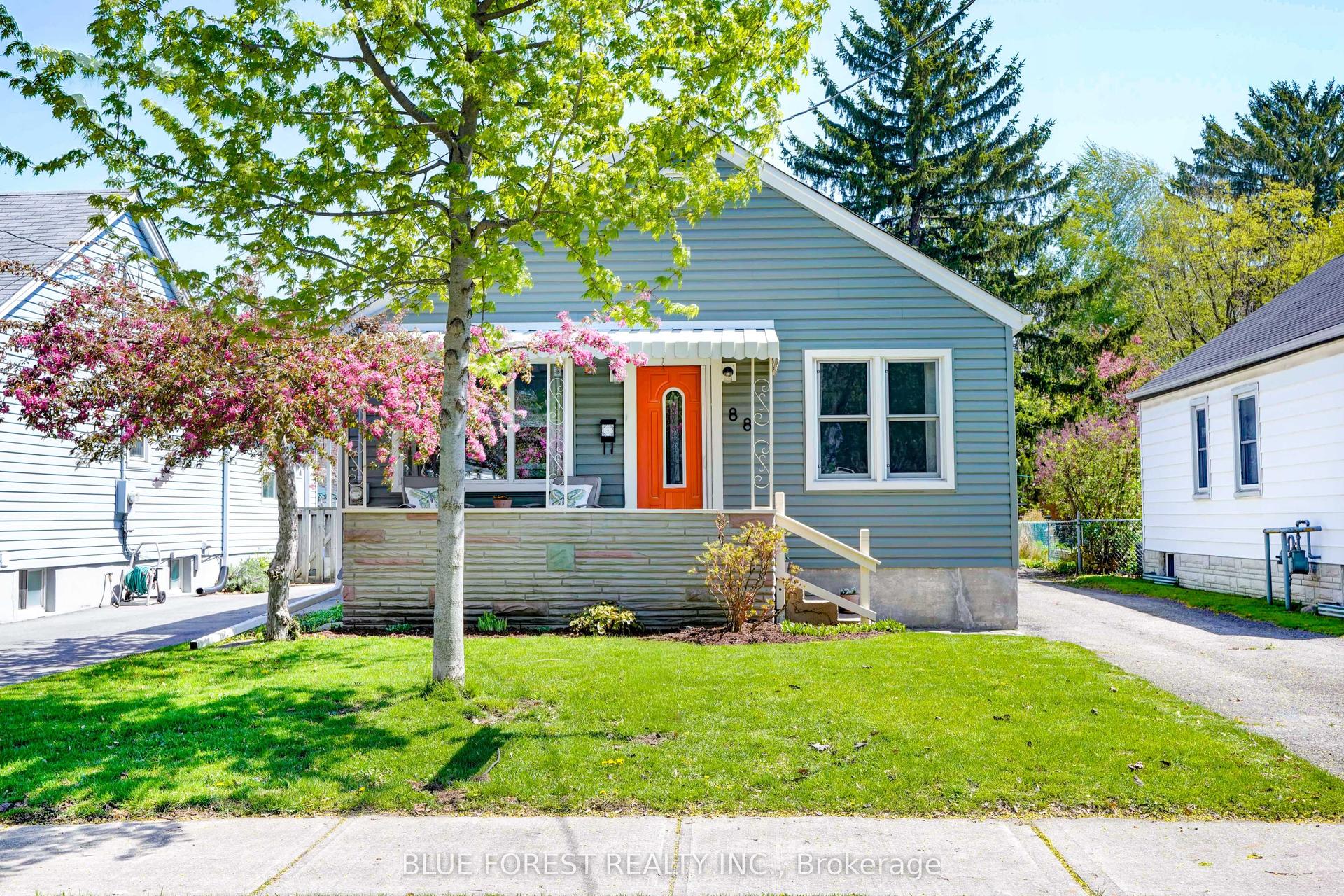 88 JOSEPHINE Street — photo 1