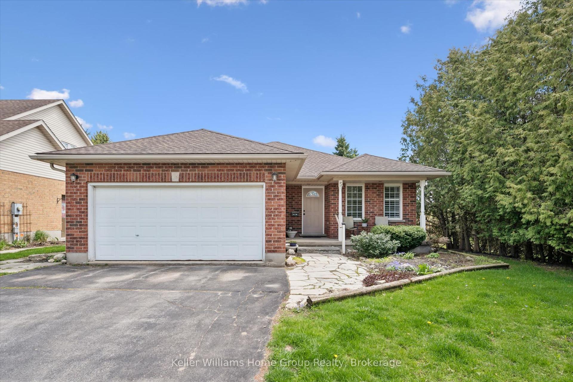 5 Clarke Street — photo 1