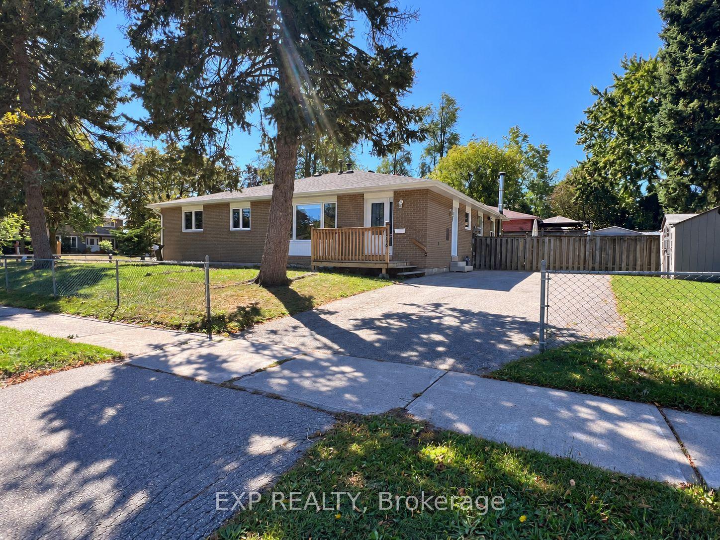 1488 Swanage Crescent, Mississauga — Semi-Detached for lease, photo 1