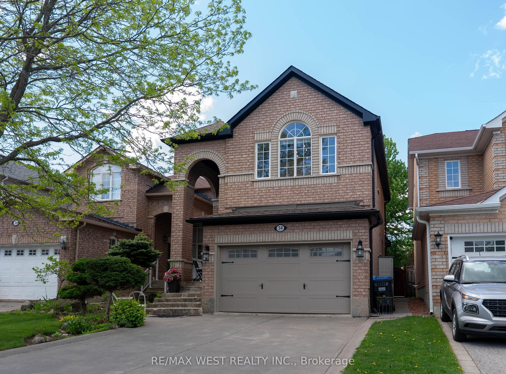 34 Crestridge Drive — photo 1