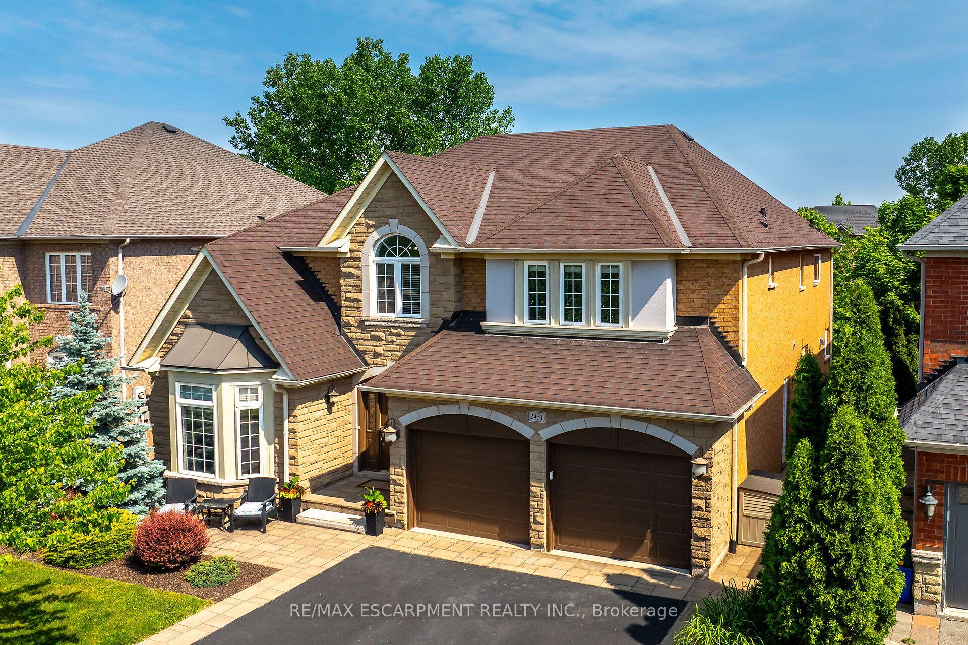2431 Castlebrook Road — photo 1