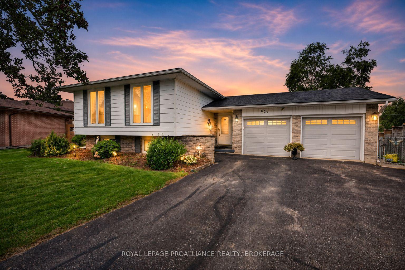 627 Stanford Street, Kingston — Detached for sale, photo 1