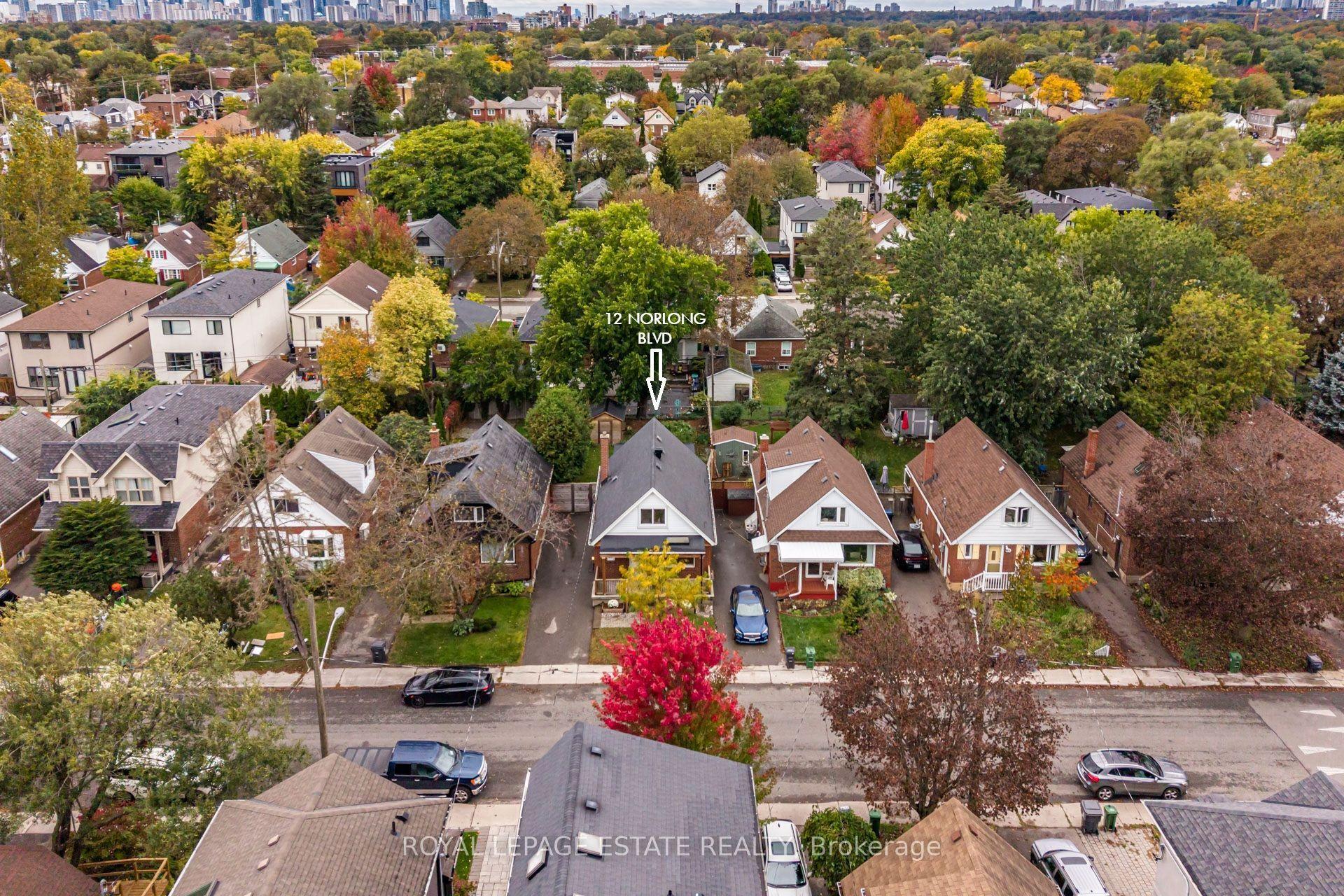 12 Norlong Boulevard, Toronto — Detached for sale, photo 1
