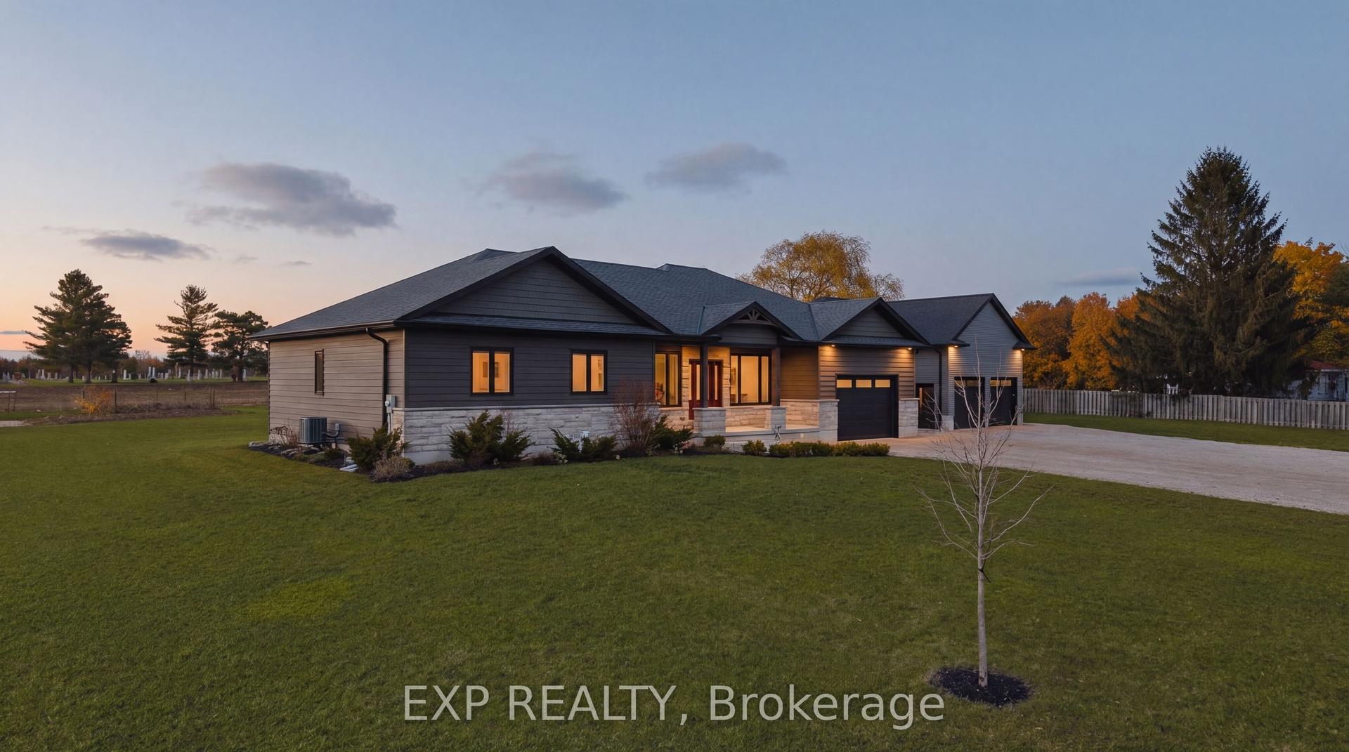 43830 Cranbrook Road, Huron East — Detached for sale, photo 1