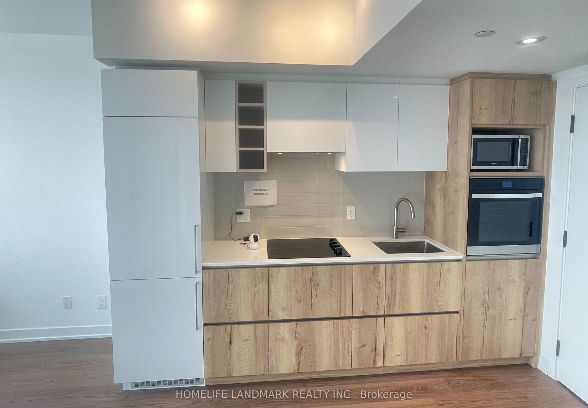 319 Jarvis Street 1011 #1011 — photo 1