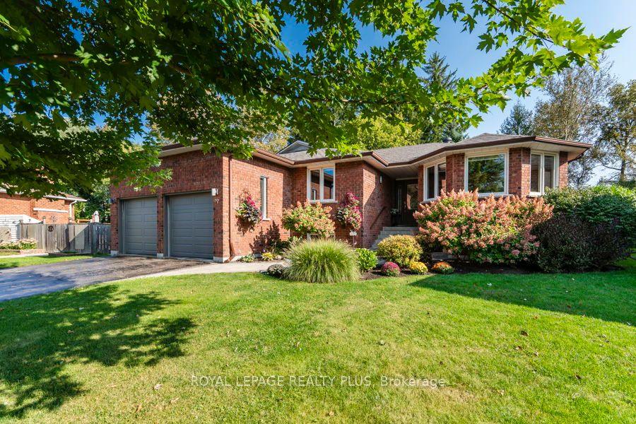99 Peel Street — photo 1