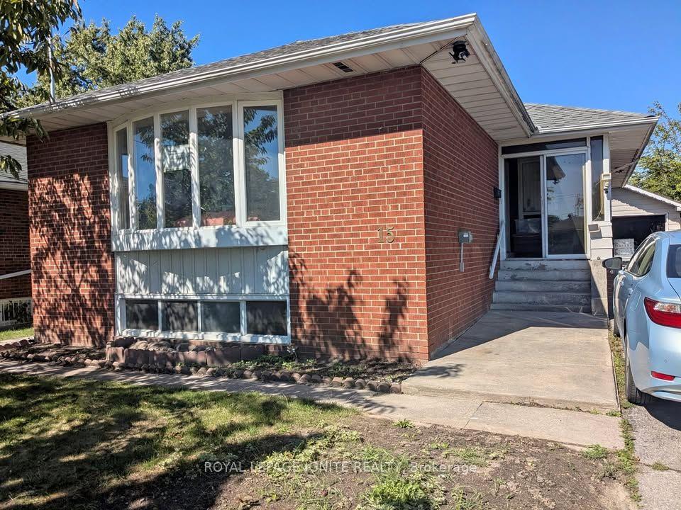 15 Beacham Crescent Main #Main, Toronto — Detached for lease, photo 1
