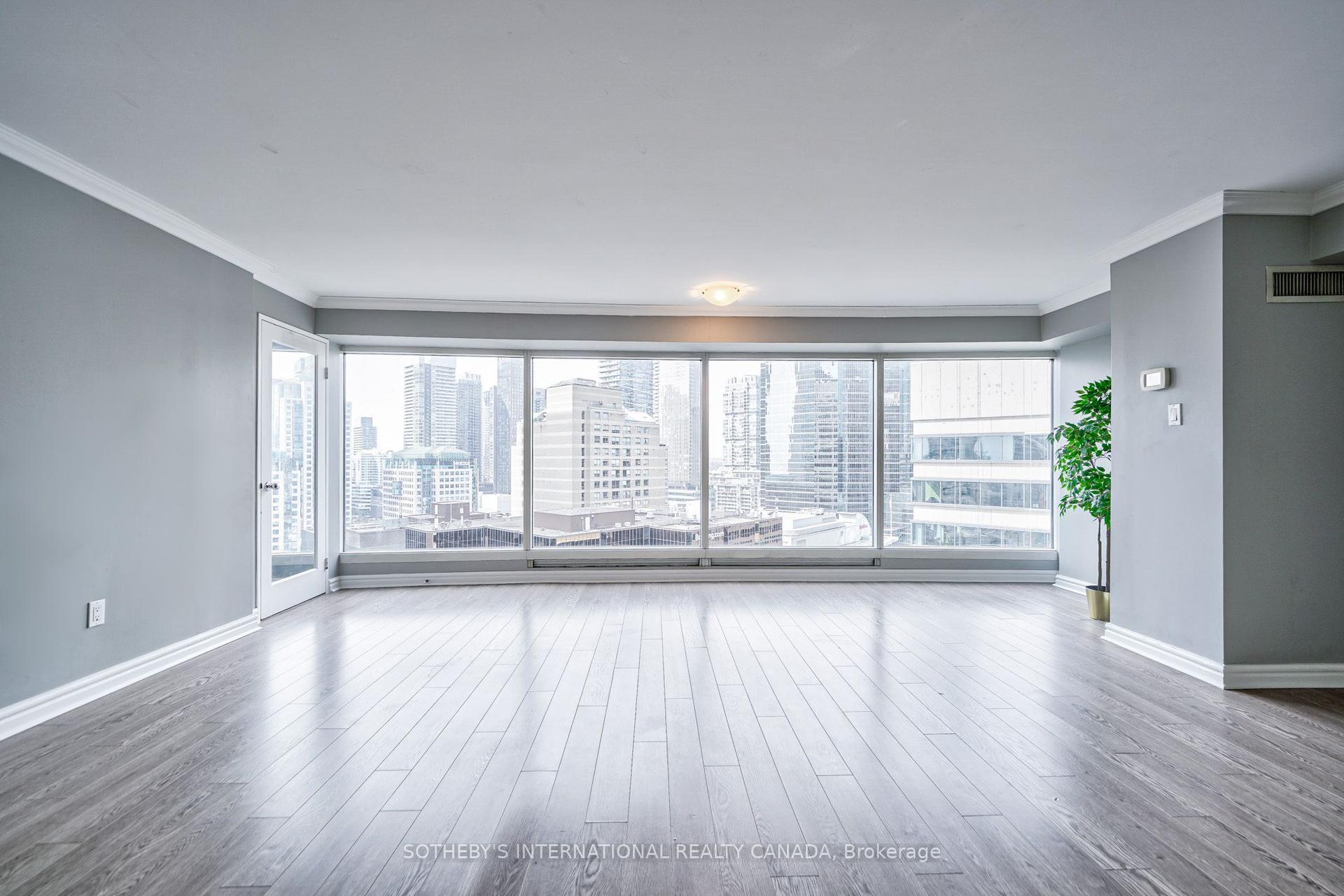 33 University Avenue 2506 #2506, Toronto — Condo for sale, photo 1