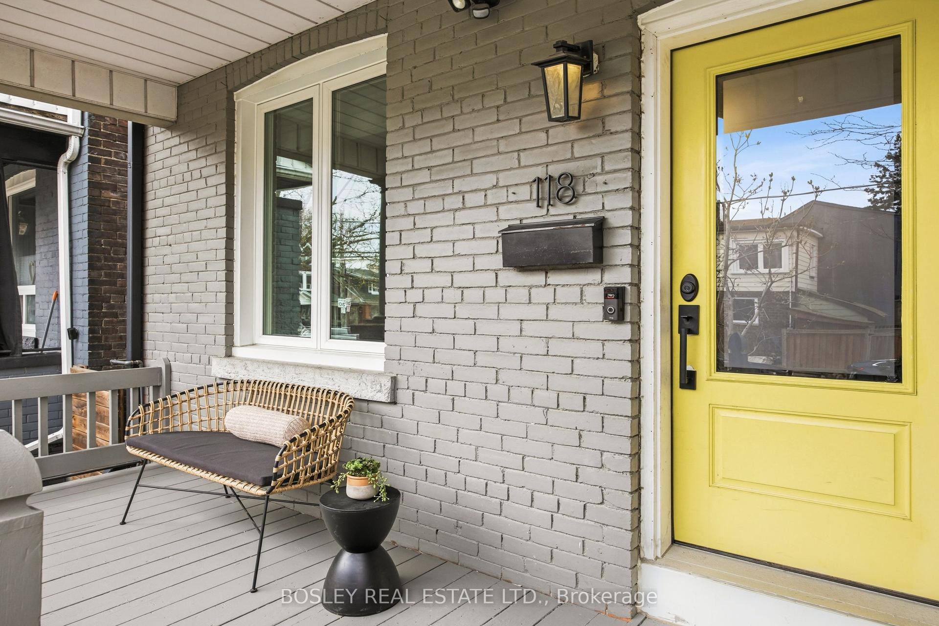 118 Mountjoy Avenue — photo 1