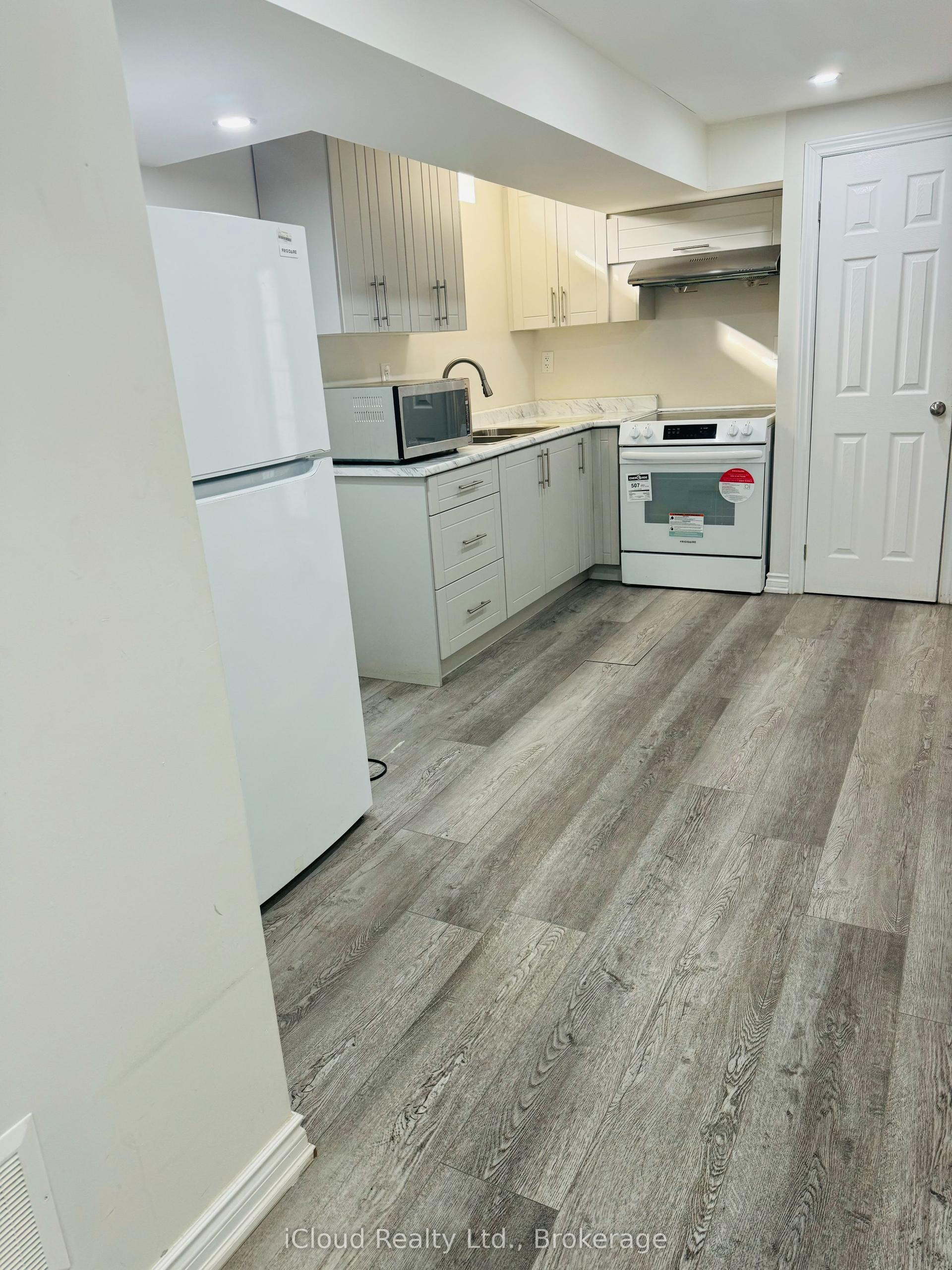 42 Williamson Drive — photo 1