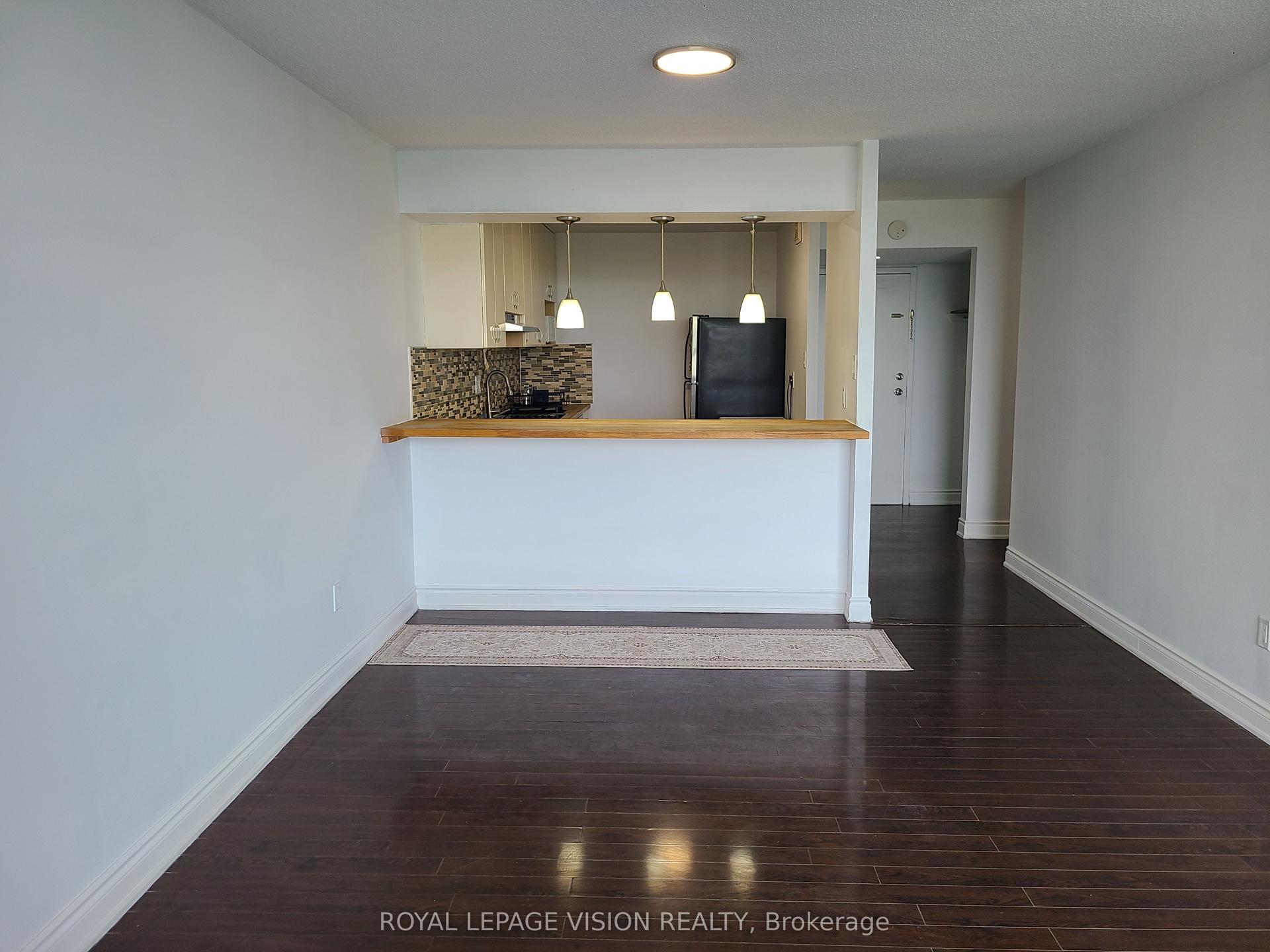 10 Martha Eaton Way S 2107 #2107, Toronto — Condo for sale, photo 1