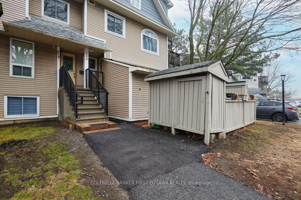 604 Tanguay Court — photo 1