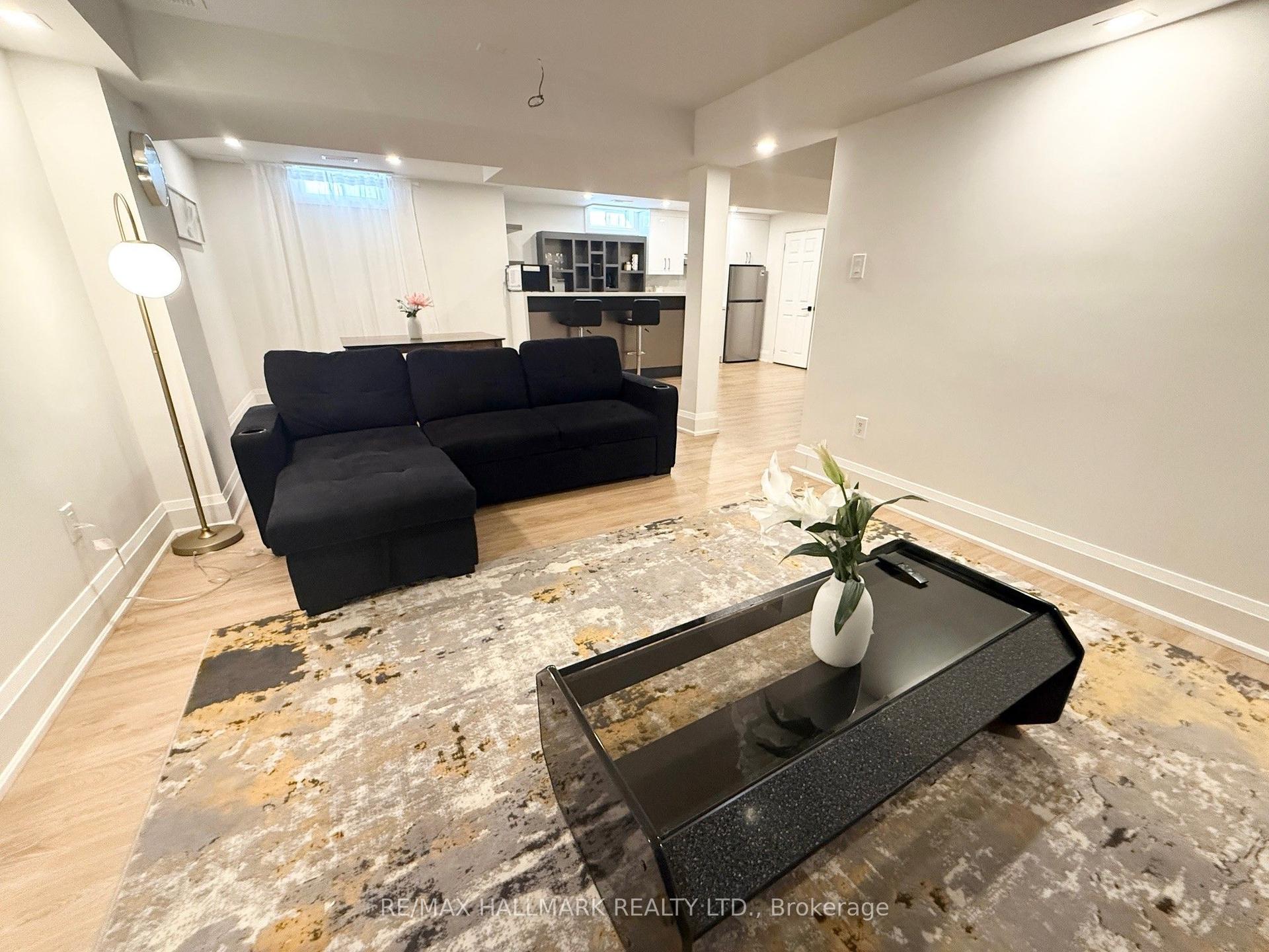 7 Charing Crescent Basement #Basement — photo 1