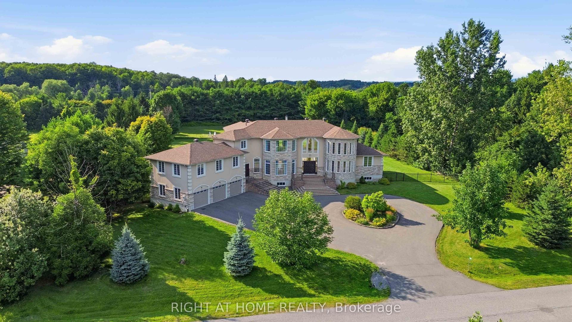 1607 Landel Drive, Kanata — Detached for sale, photo 1