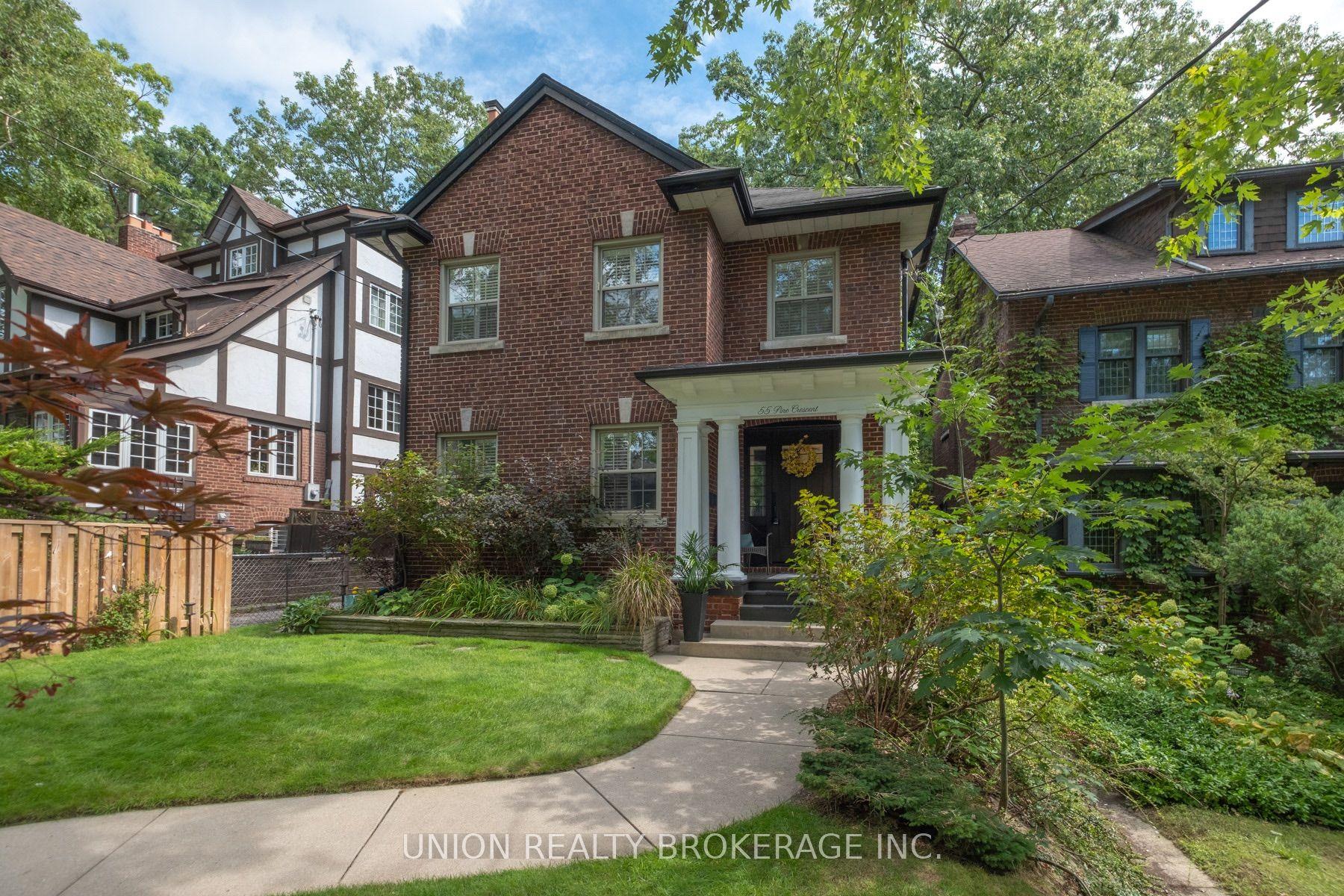 55 Pine Crescent, Toronto — Detached for sale, photo 1