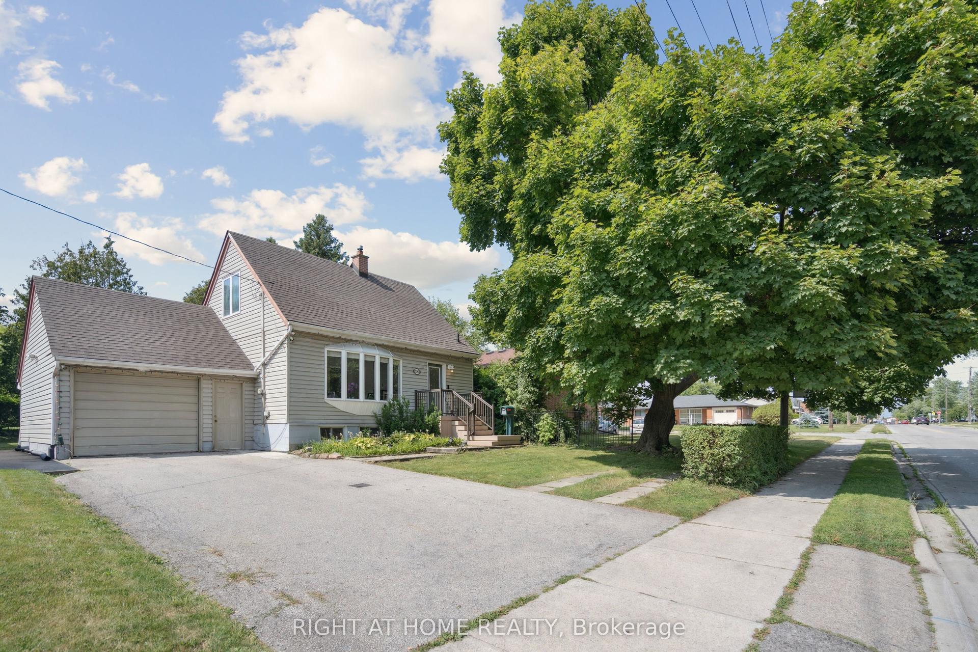 2343 Mountainside Drive — photo 1