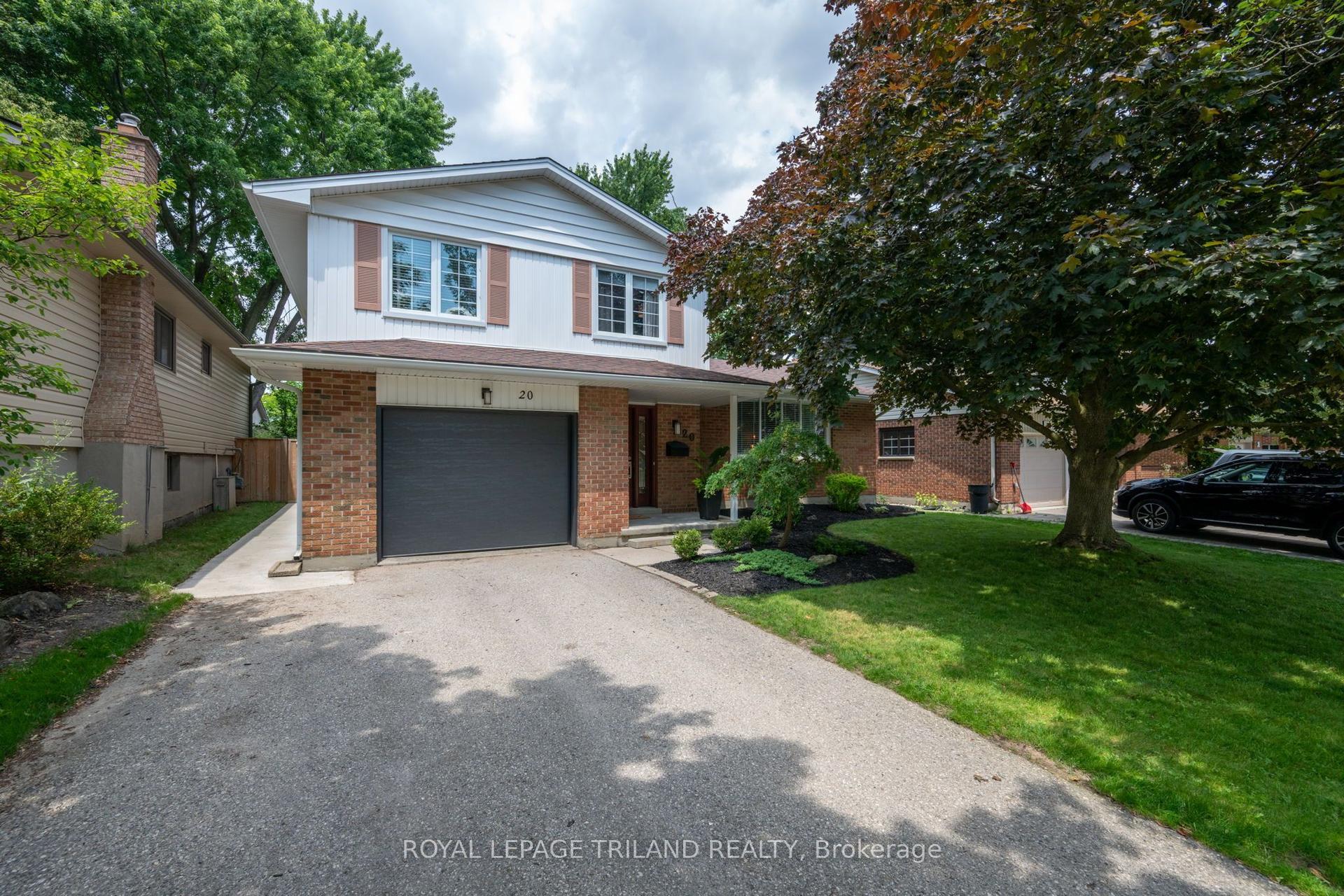 20 Meadowview Road, London South — Detached for sale, photo 1