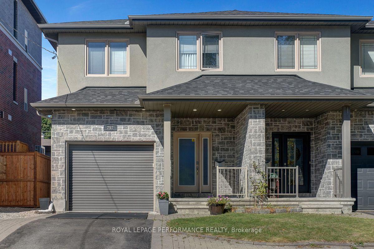 257 Currell Avenue — photo 1