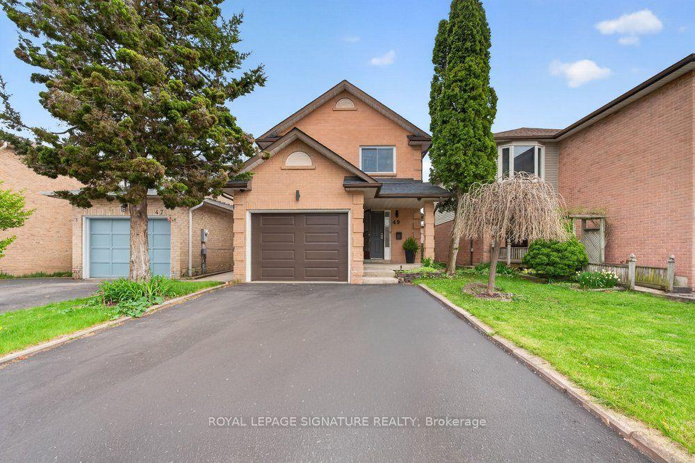 49 Rosebud Avenue — photo 1