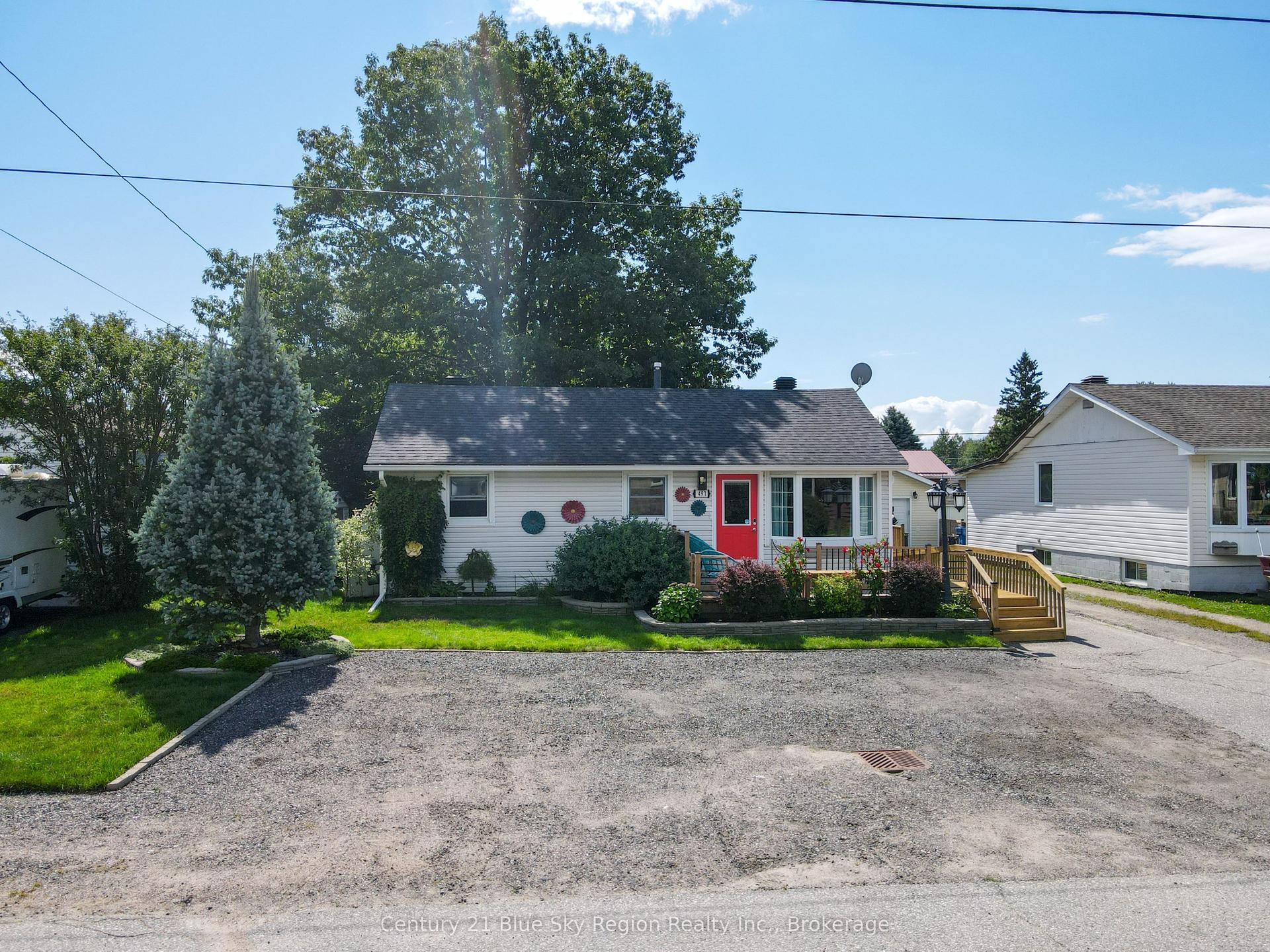 497 Montrose Avenue, North Bay — Detached for sale, photo 1