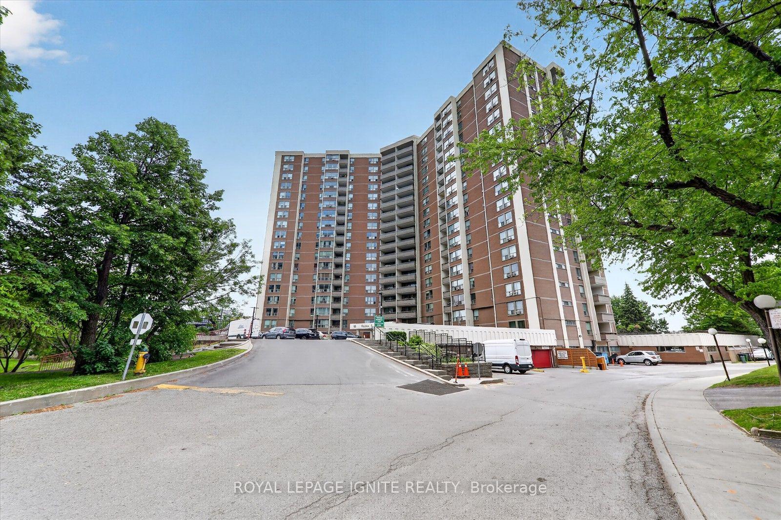 15 Vicora Link Way 208 #208, Toronto — Condo for sale, photo 1