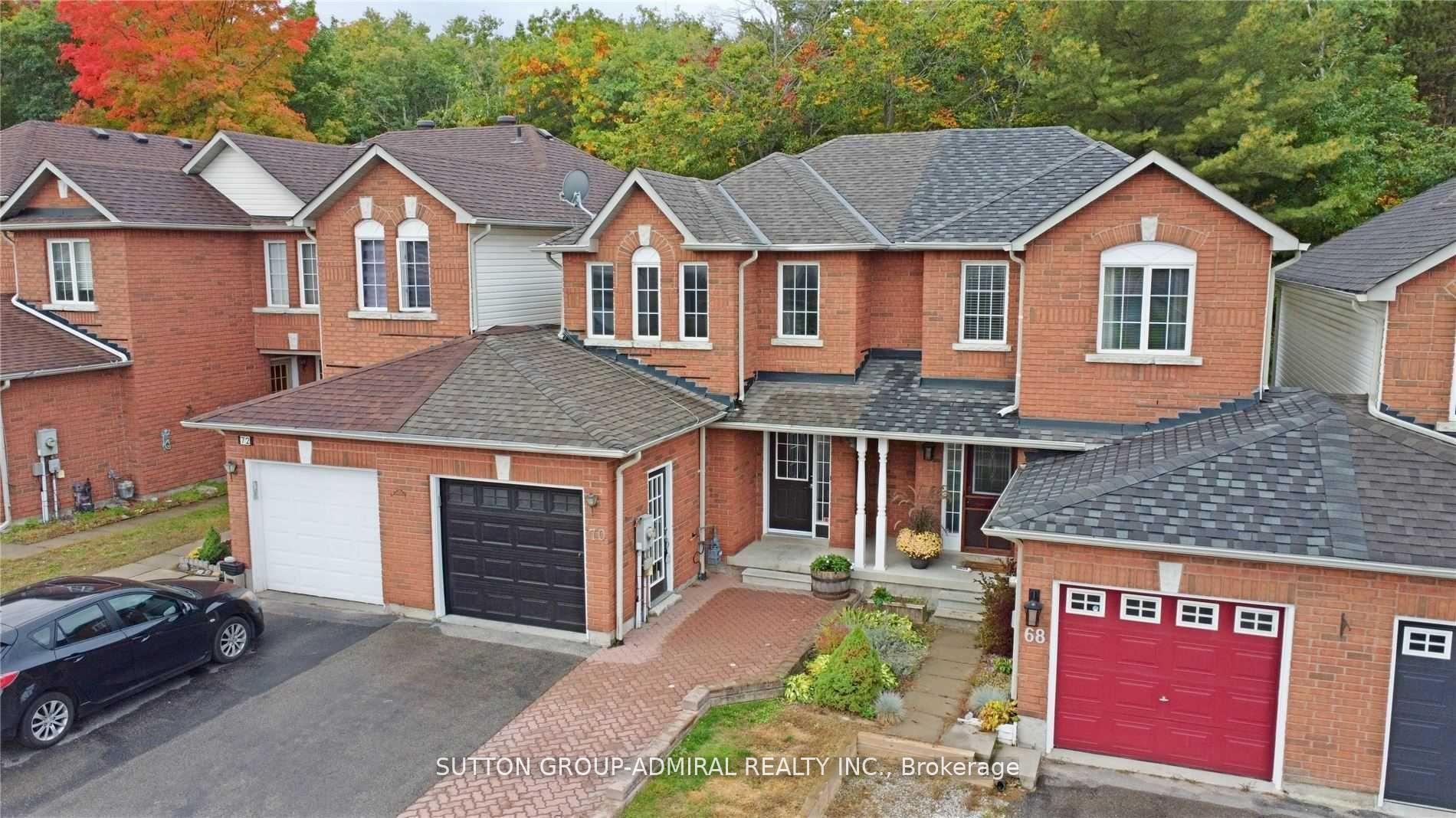 70 Hawthorne Crescent Walkout #Walkout, Barrie — Townhouse for lease, photo 1
