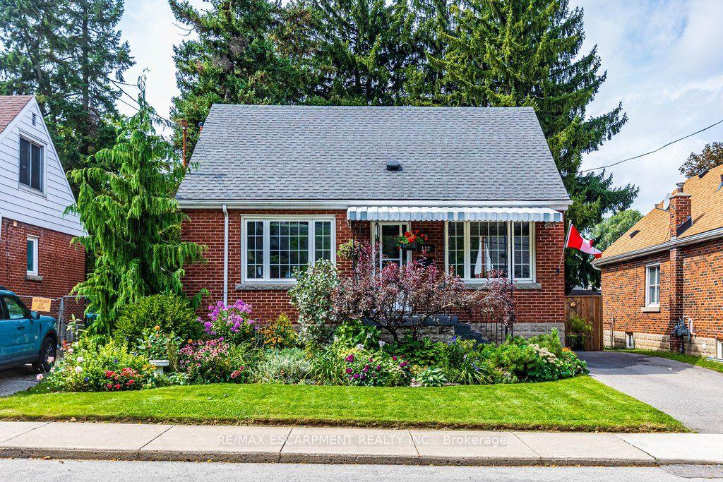 112 East 13th Street, Hamilton — Detached for sale, photo 1